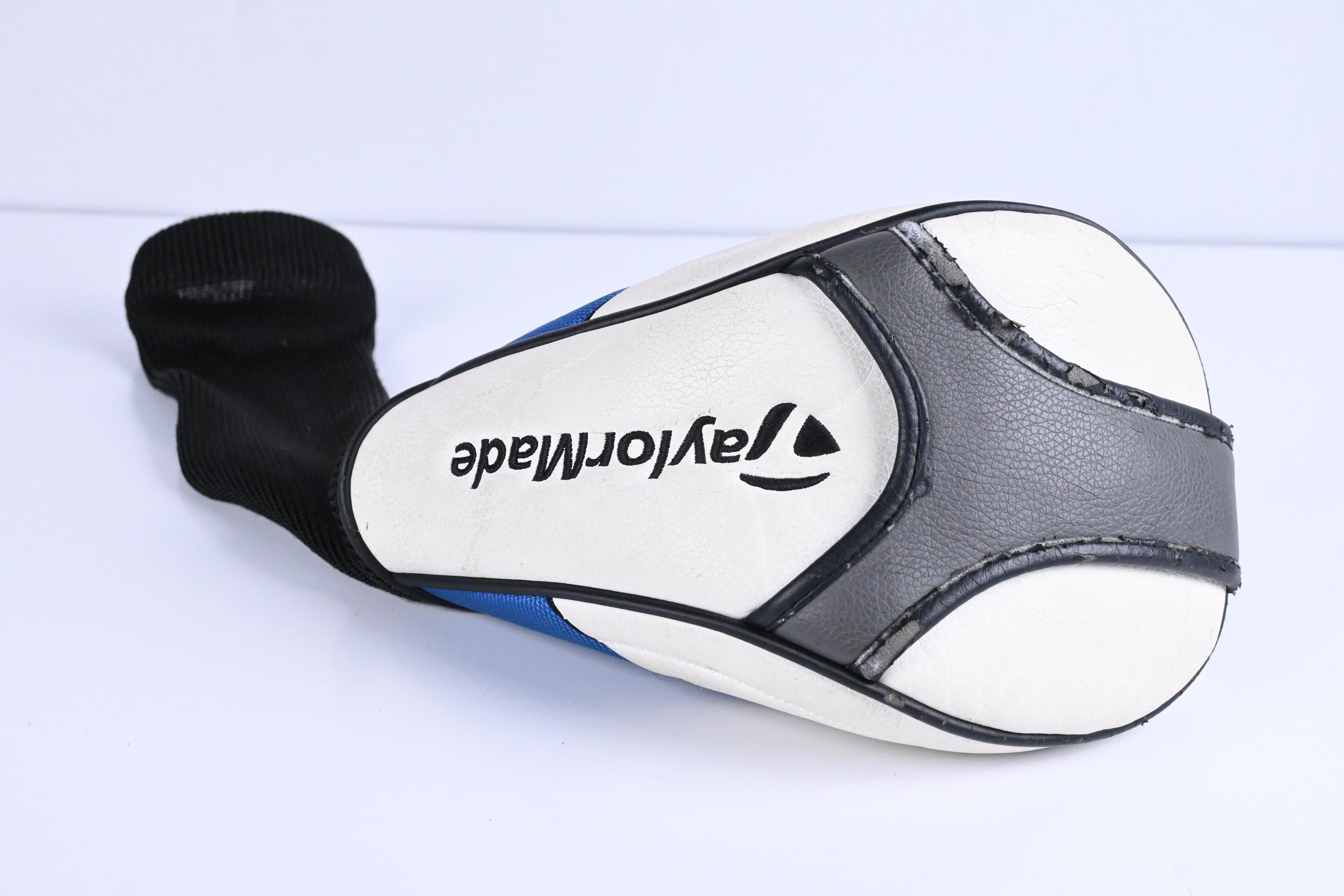 Left Hand Taylormade SLDR Driver / 10.5 Degree / Regular Flex Speeder NX 50