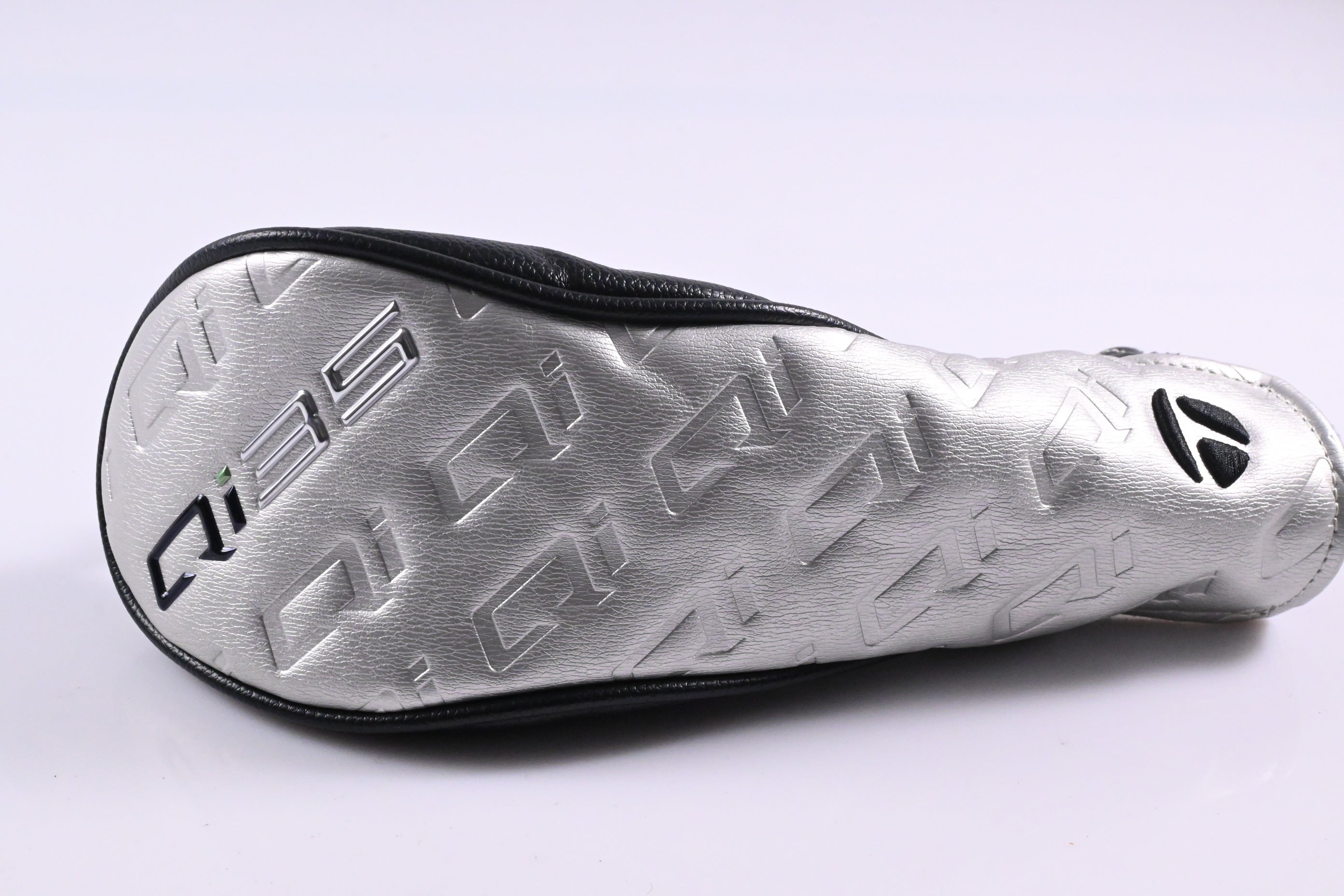 Taylormade Qi35 #4 Hybrid / 22 Degree / Regular Flex Fujikura Ventus Blue '25 6