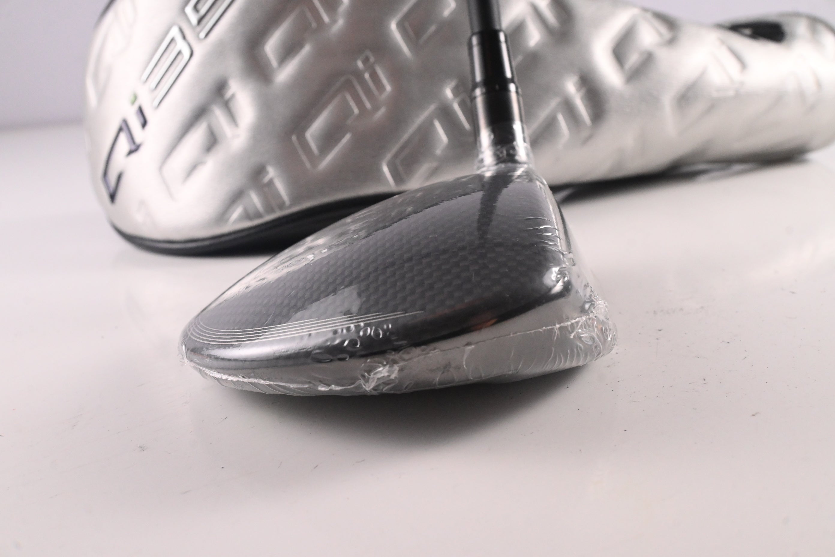 Taylormade Qi35 Max Lite #5 Wood / 18.5 Degree / Senior Flex Vanquish 4 Shaft