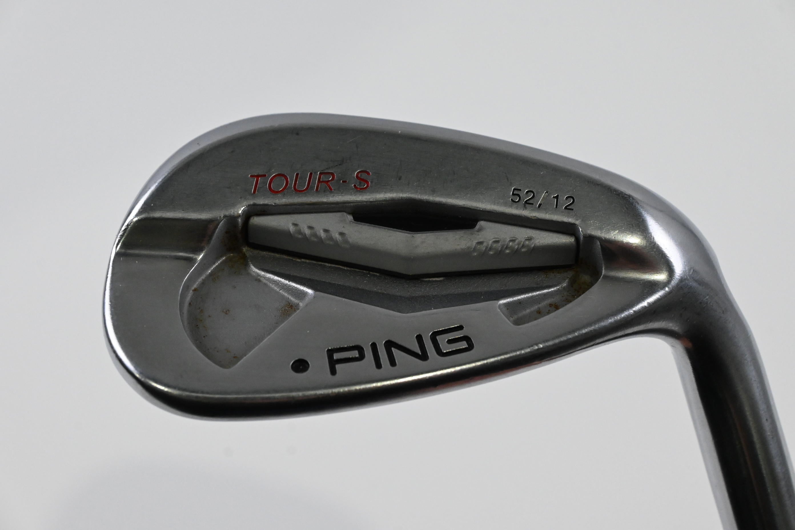 Ping Tour-S Gap Wedge / 52 Degree / Black Dot / Stiff Flex Dynamic Gold S300