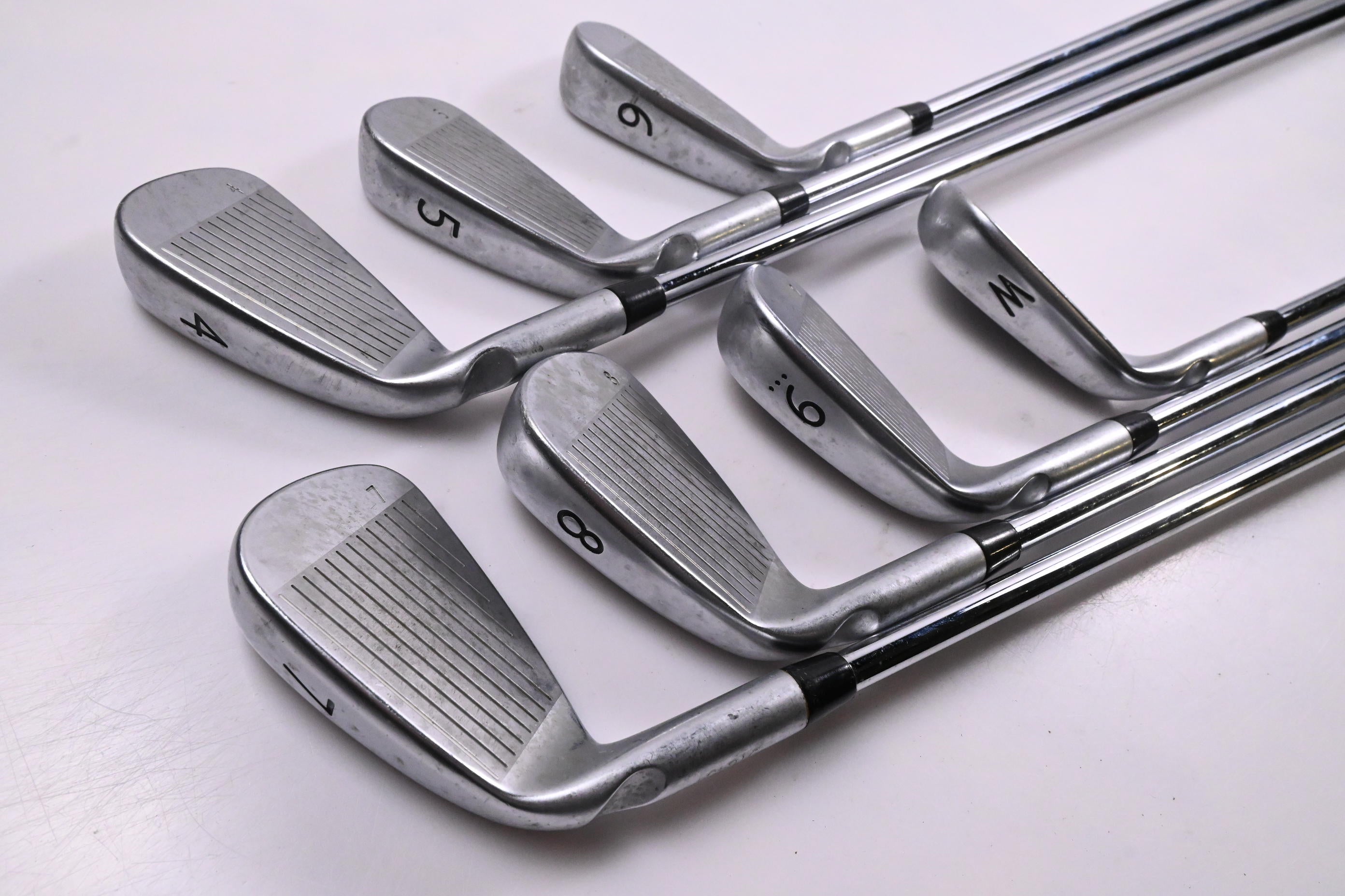 Ping i20 Irons / 4-PW / Red Dot / Regular Flex Project X Flighted Shafts