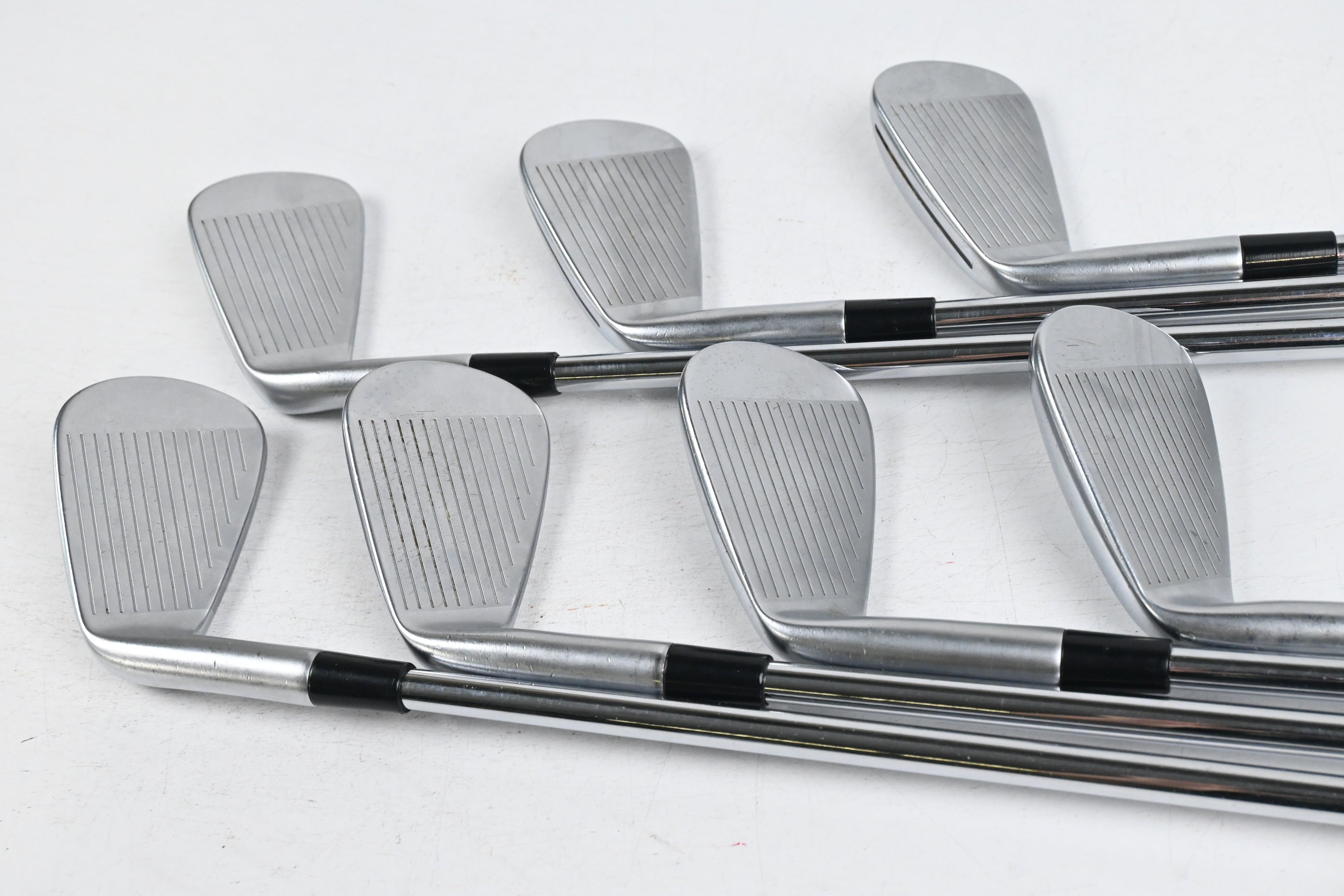Taylormade P770 2023 Irons / 5-PW+GW / Regular Flex N.S.Pro Modus3 Tour105