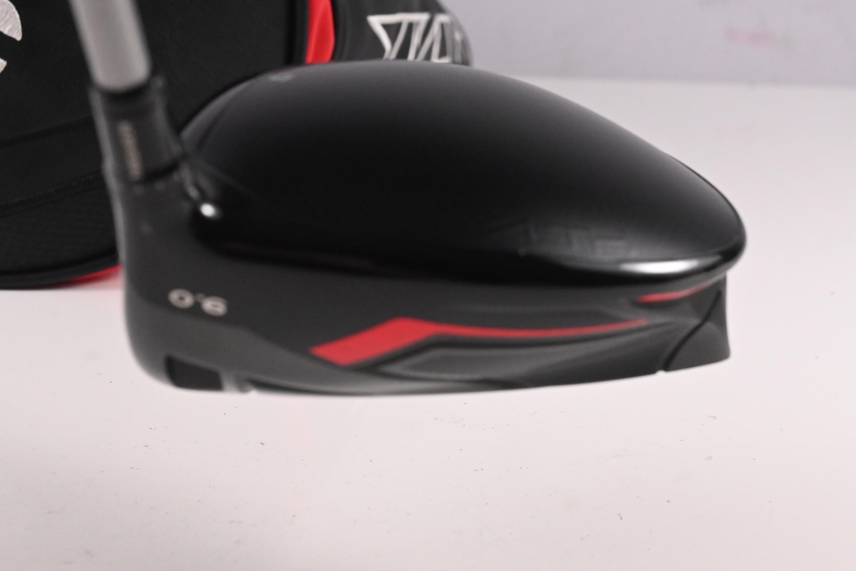 Taylormade Stealth Driver / 9 Degree / Regular Flex Fujikura Speeder NX TCS 50