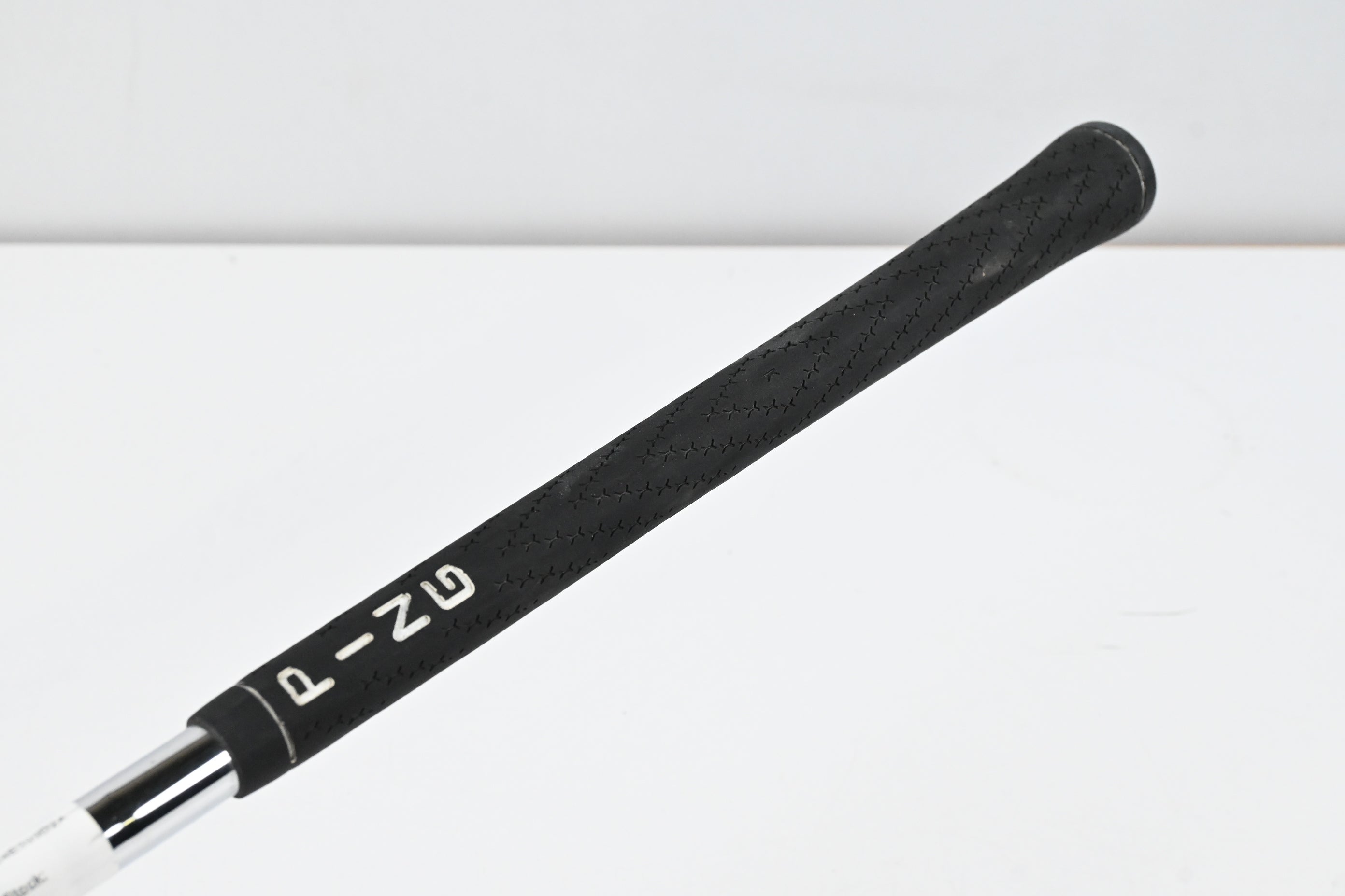 Ping G2 HL #4 Iron / 24 Degree / Black Dot / Regular Flex Ping AWT Shaft