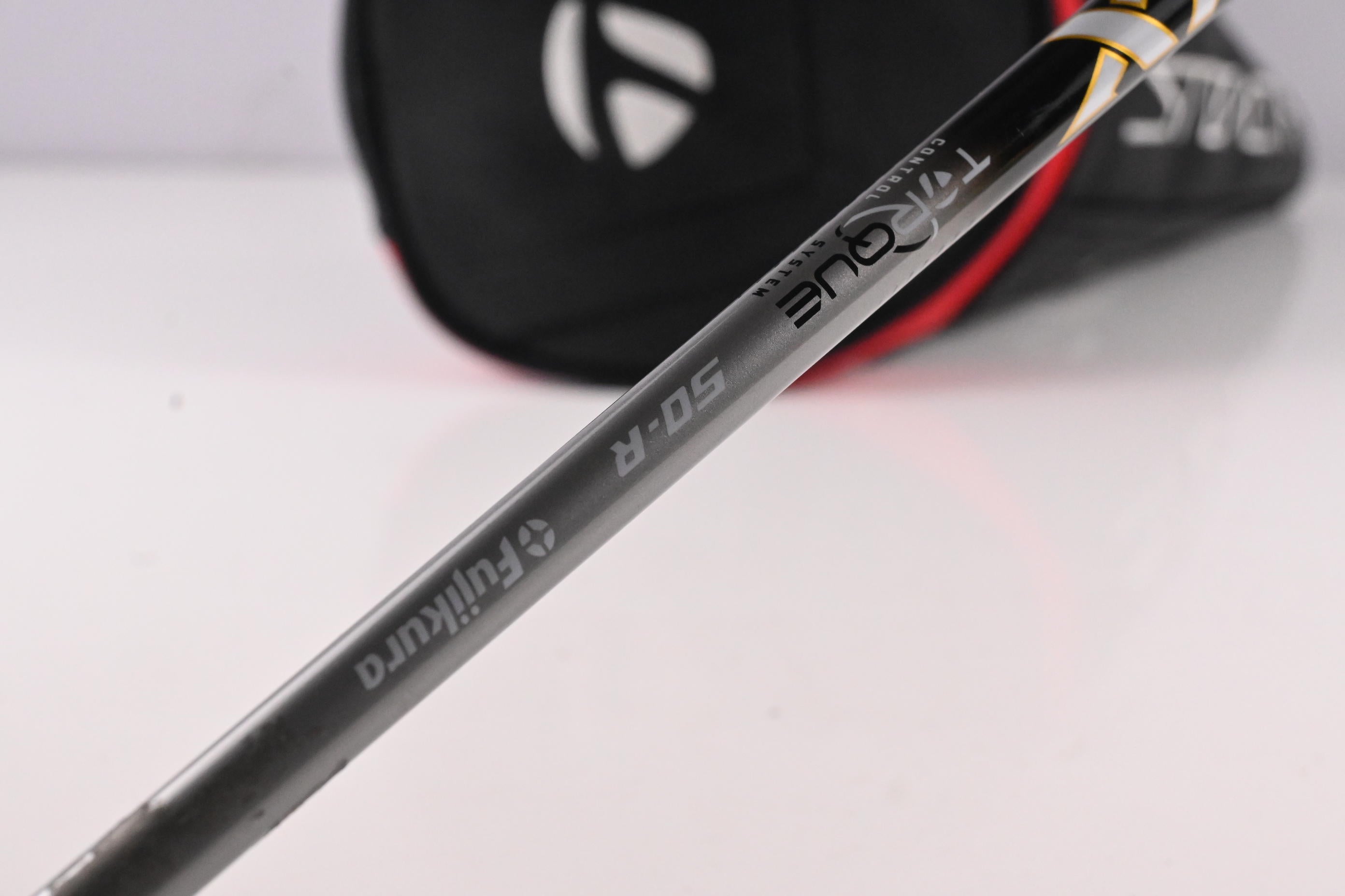 Taylormade Stealth Driver / 9 Degree / Regular Flex Fujikura Speeder NX TCS 50