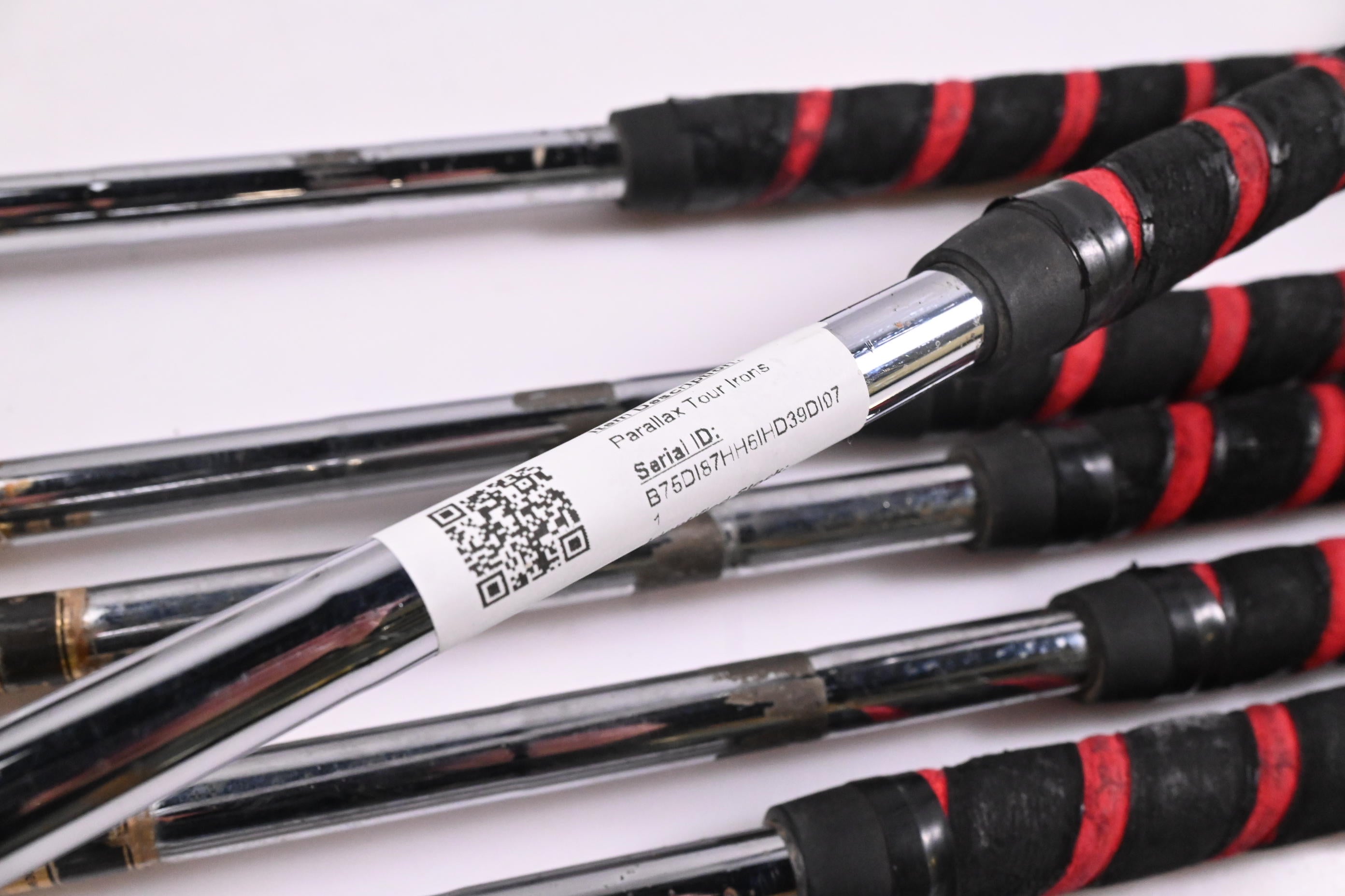 Lynx Parallax Tour Irons / 3-8i / Regular Flex Dynamic Gold R300 Shafts