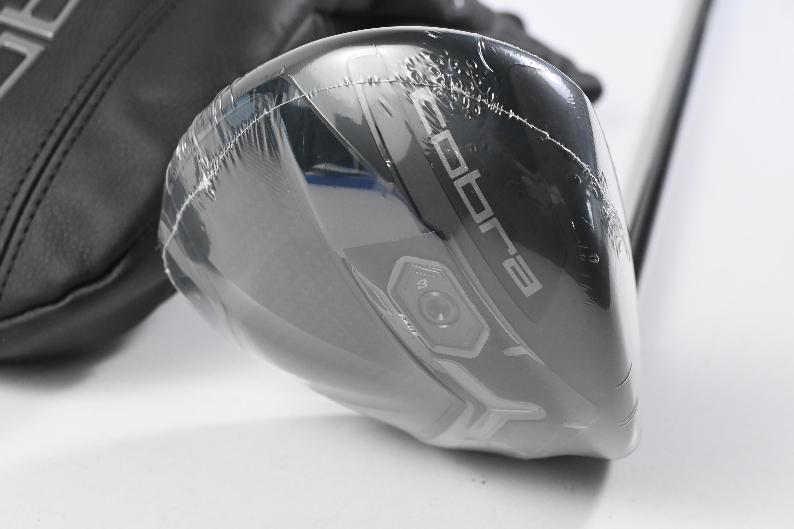 Cobra DS-Adapt LS Driver / 9 Degree / X-Flex Denali Black 60 Shaft