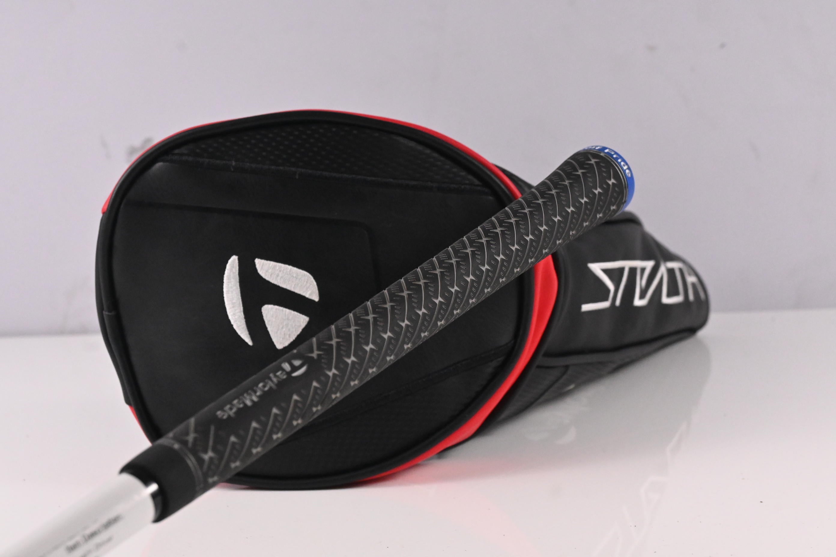 Taylormade Stealth Driver / 9 Degree / Regular Flex Fujikura Speeder NX TCS 50