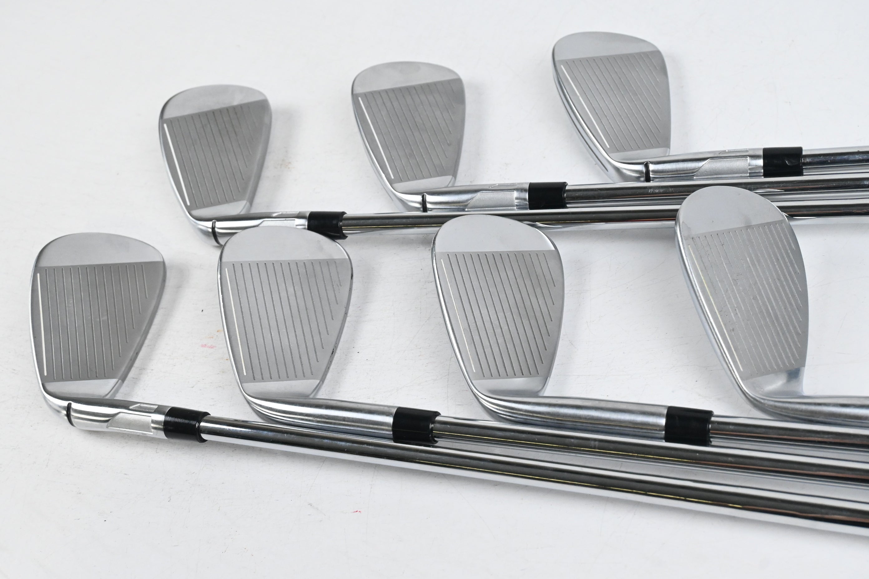 Taylormade Qi Max Irons / 5-PW+SW / Stiff Flex KBS MAX MT 85 Shafts