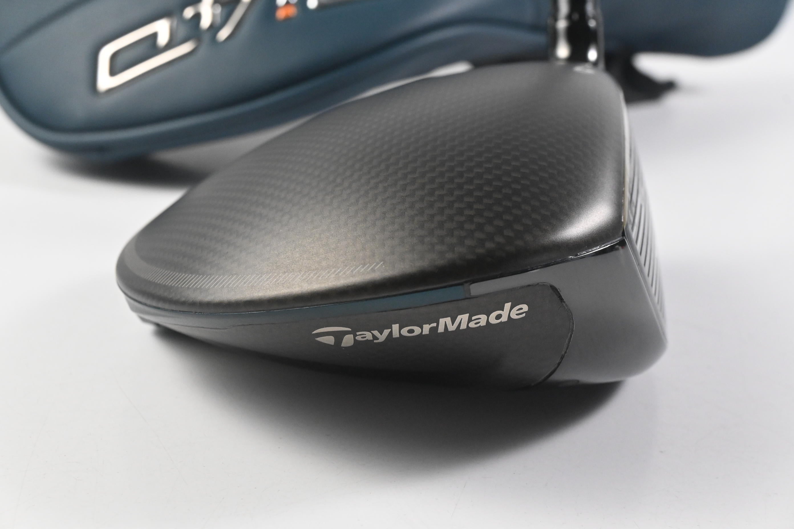 Taylormade Qi4D Driver / 10.5 Degree / Regular Flex REAX Blue 50 Shaft