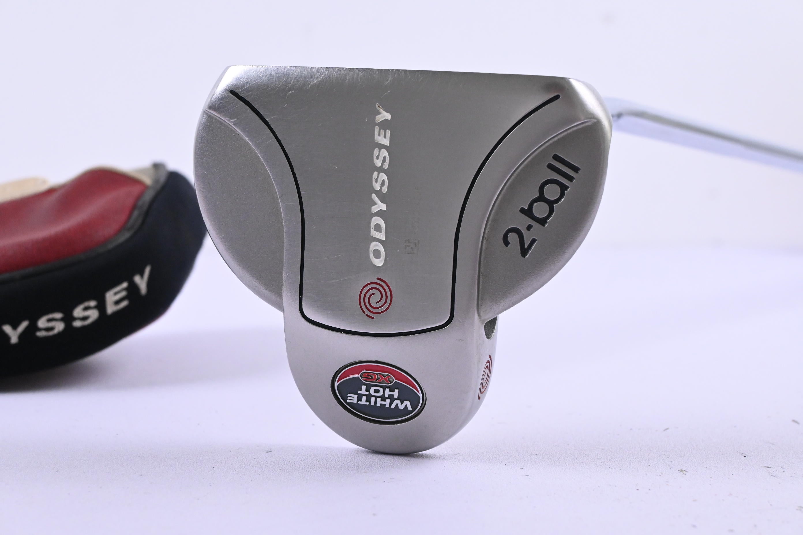 Odyssey White Hot XG 2-Ball Putter / 34 Inch