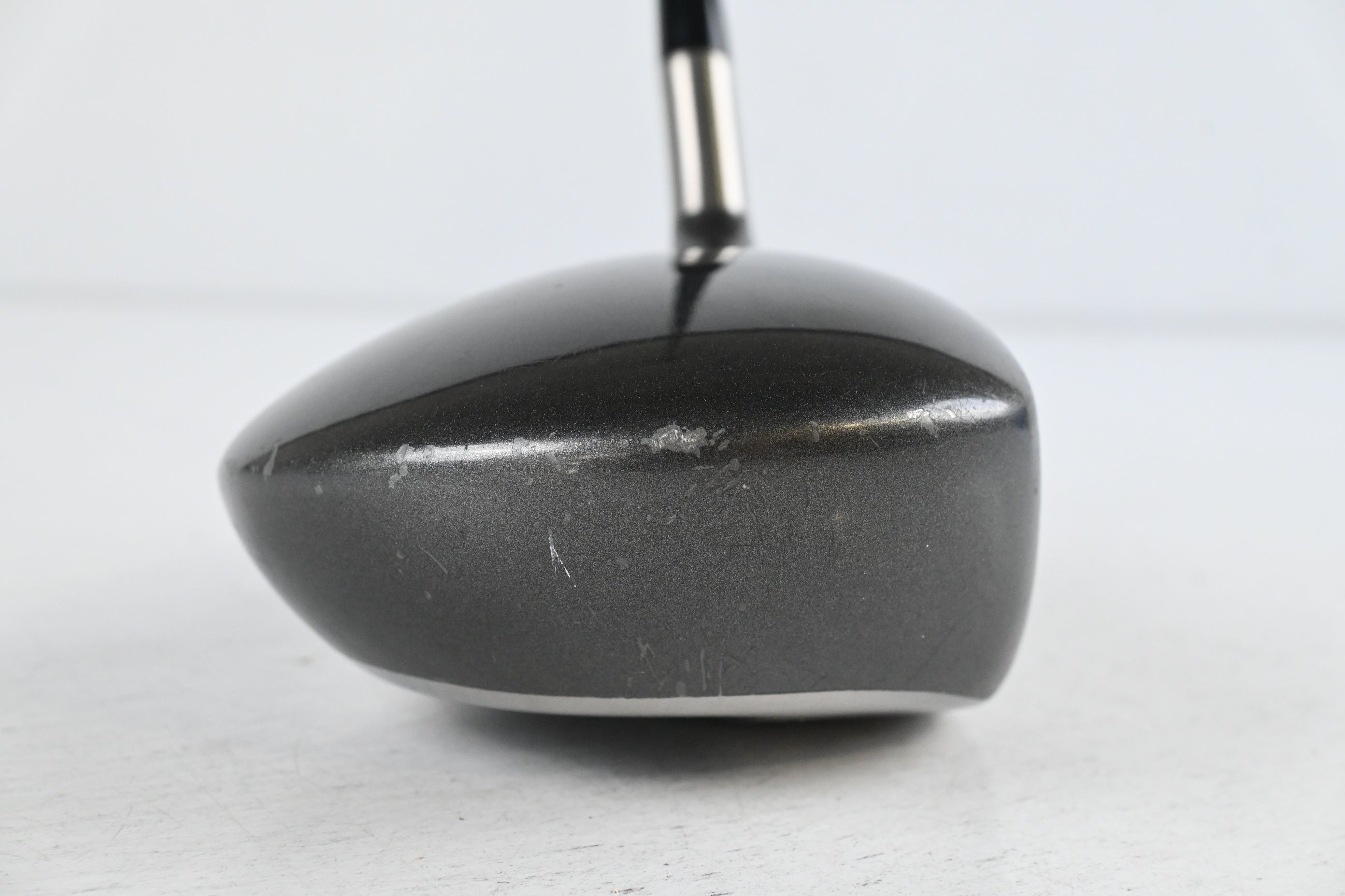 Titleist 975 J Driver / 8.5 Degree / Stiff Flex Graphite Design YS-6 Shaft