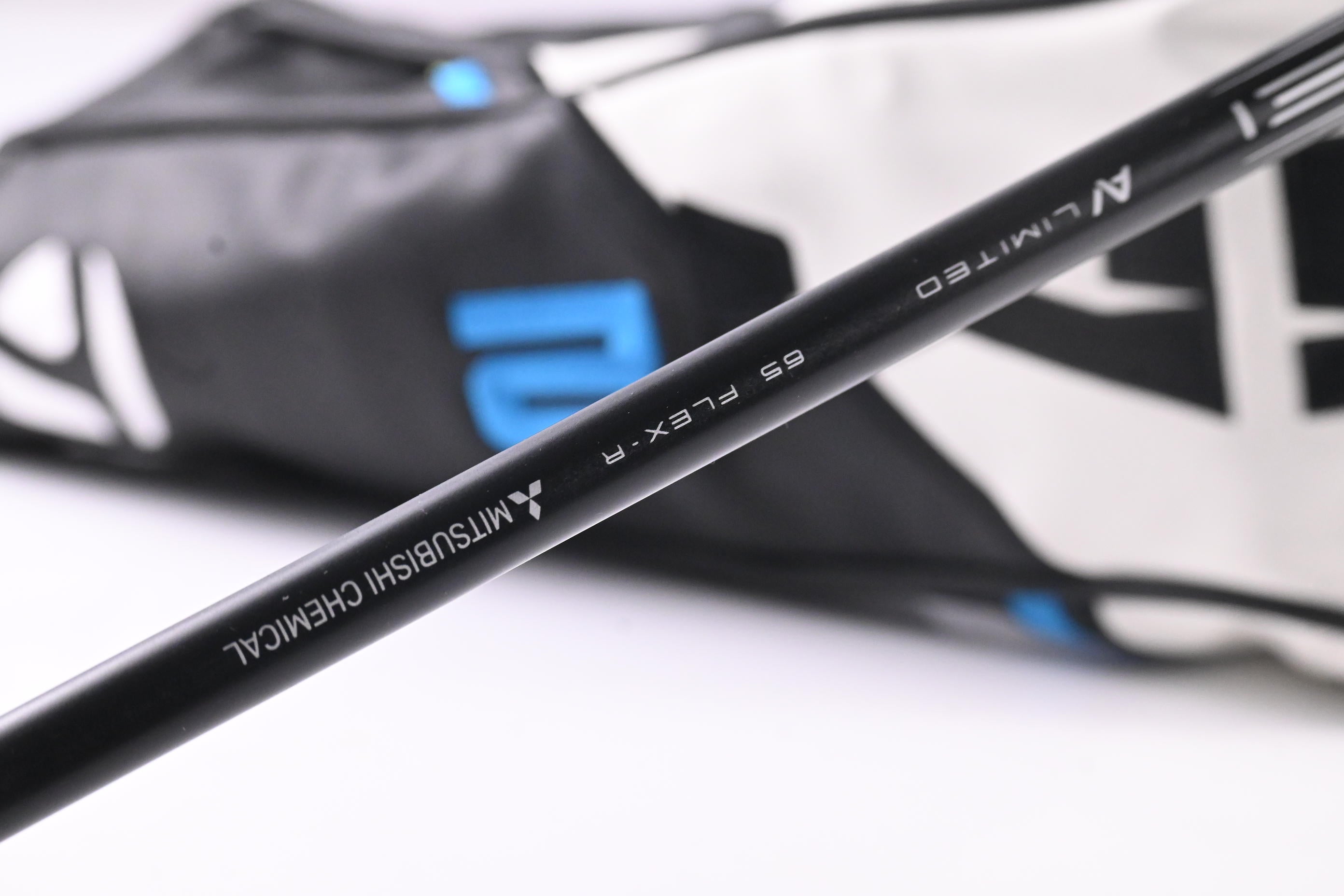 Taylormade SIM2 Max D Driver / 12 Degree / Regular Flex Tensei AV Limited Blue 65