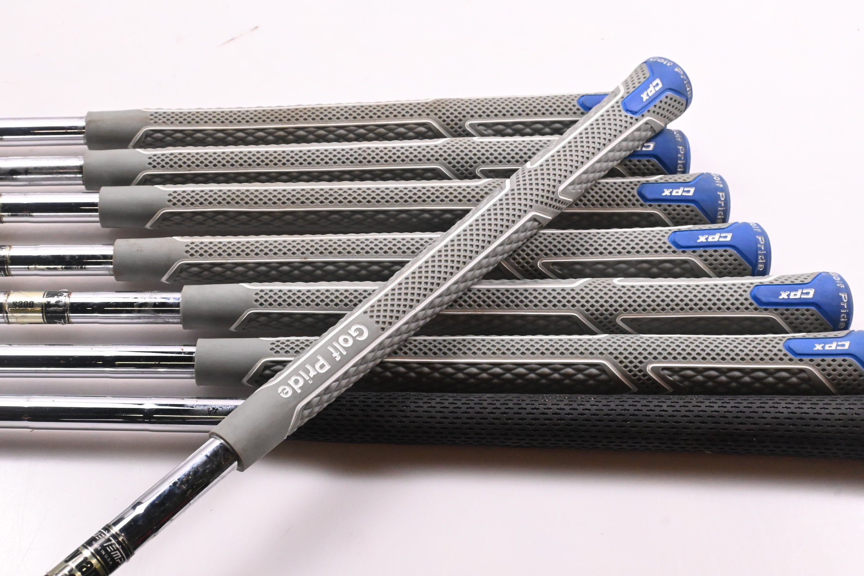 Taylormade Tour Preferred MB 2011 Irons / 3-PW / Stiff Flex Dynamic Gold S300