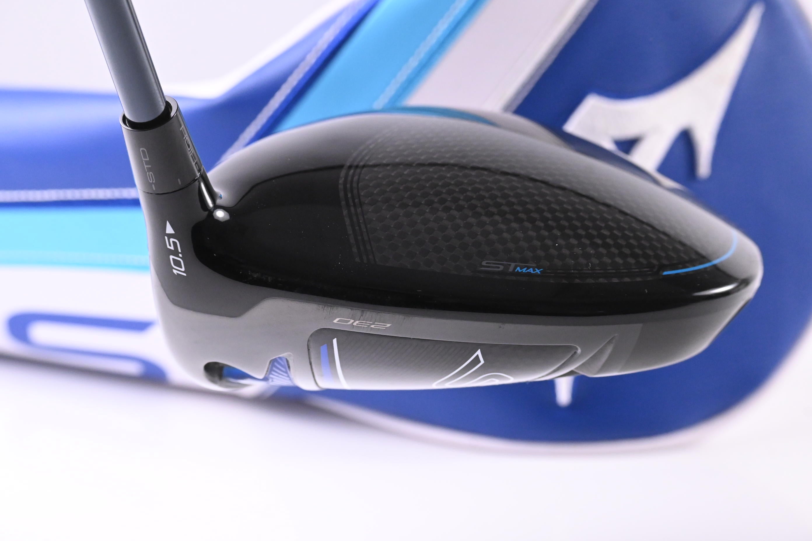 Mizuno ST-Max 230 Driver / 10.5 Degree / Regular Flex UST LIN-Q M40X Red 5 Shaft
