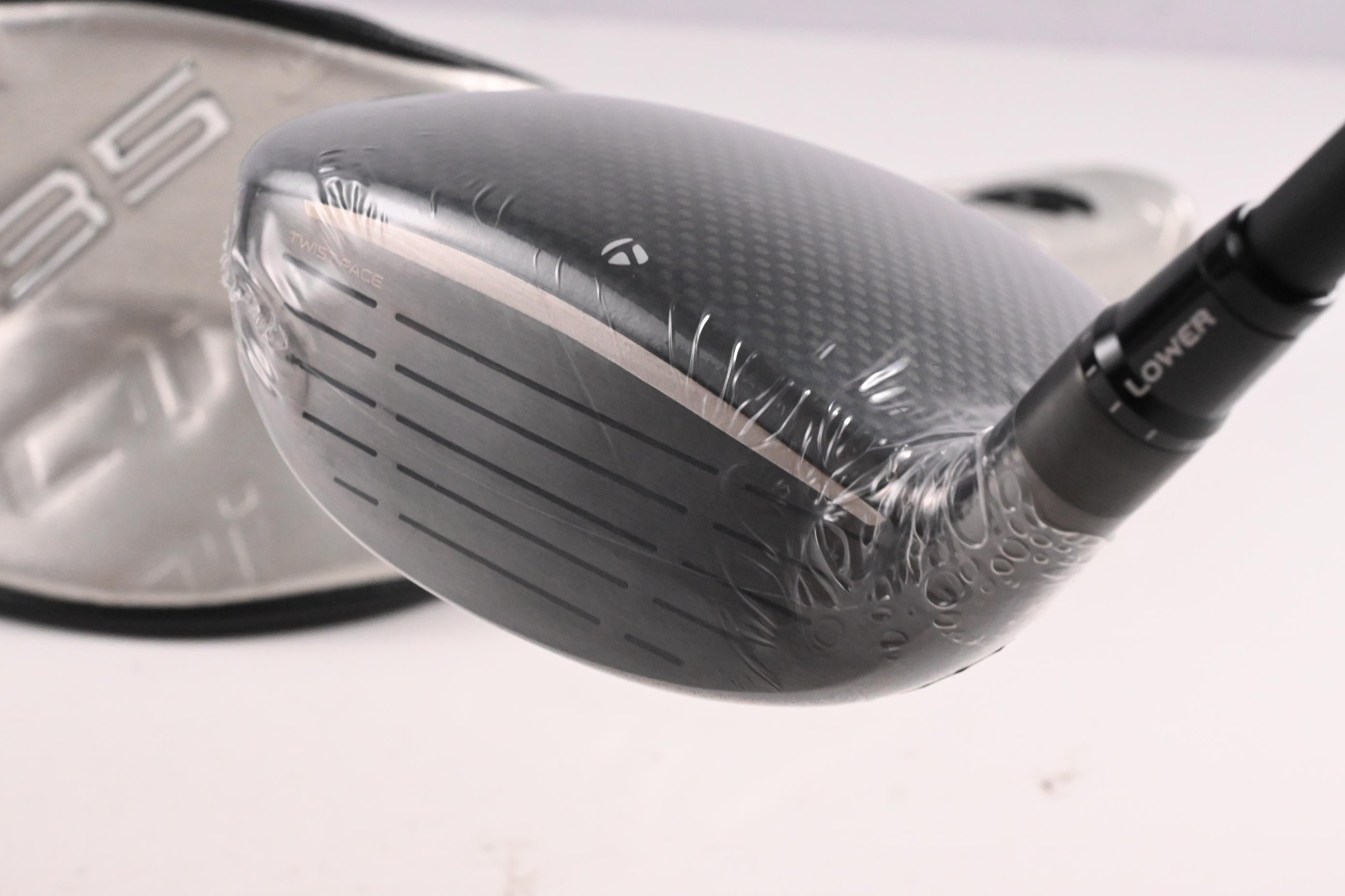 Taylormade Qi35 Max Lite #5 Wood / 18.5 Degree / Senior Flex Vanquish 4 Shaft