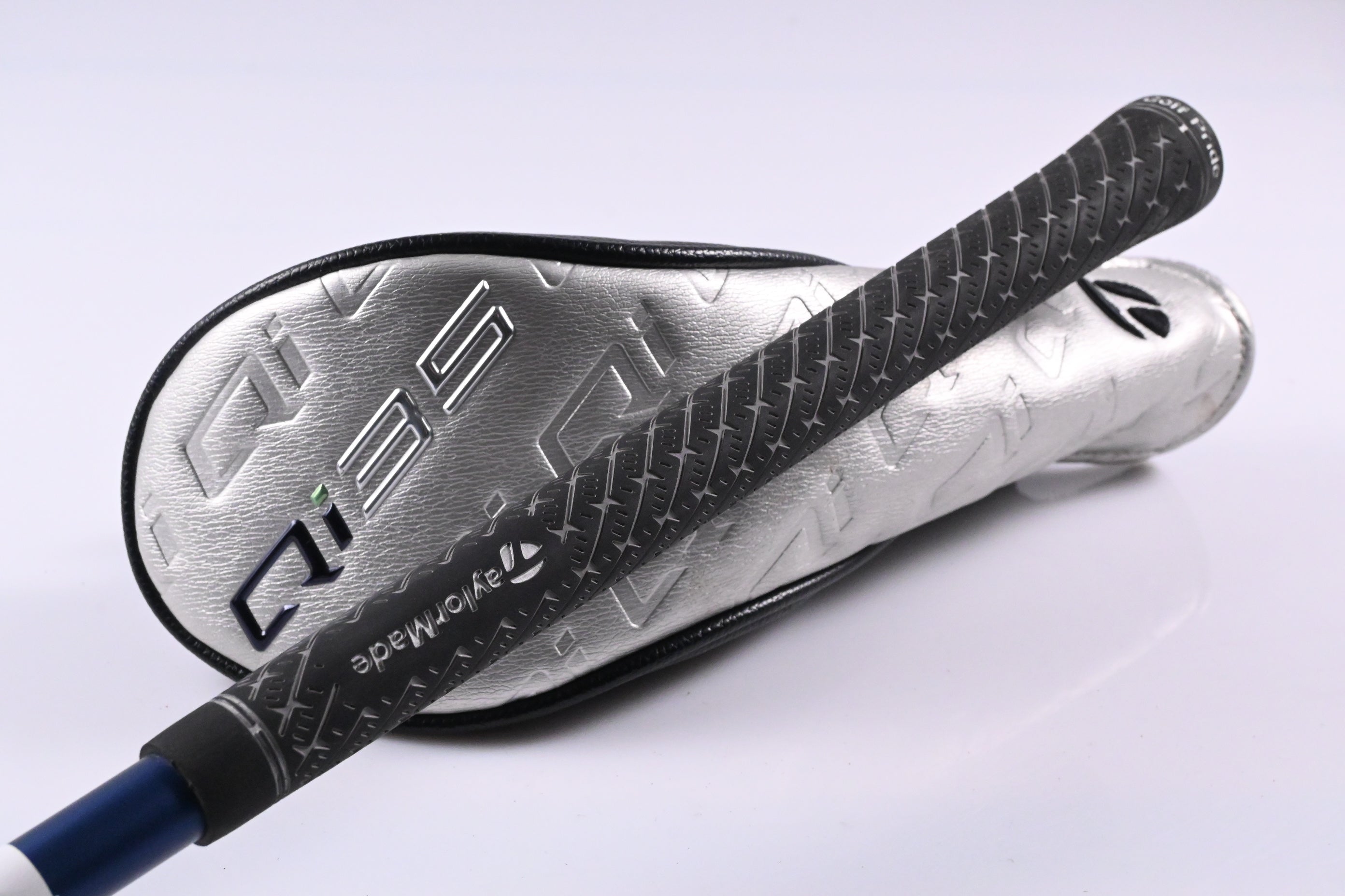 Taylormade Qi35 #3 Hybrid / 19 Degree / Stiff Flex Ventus Blue 7 Shaft