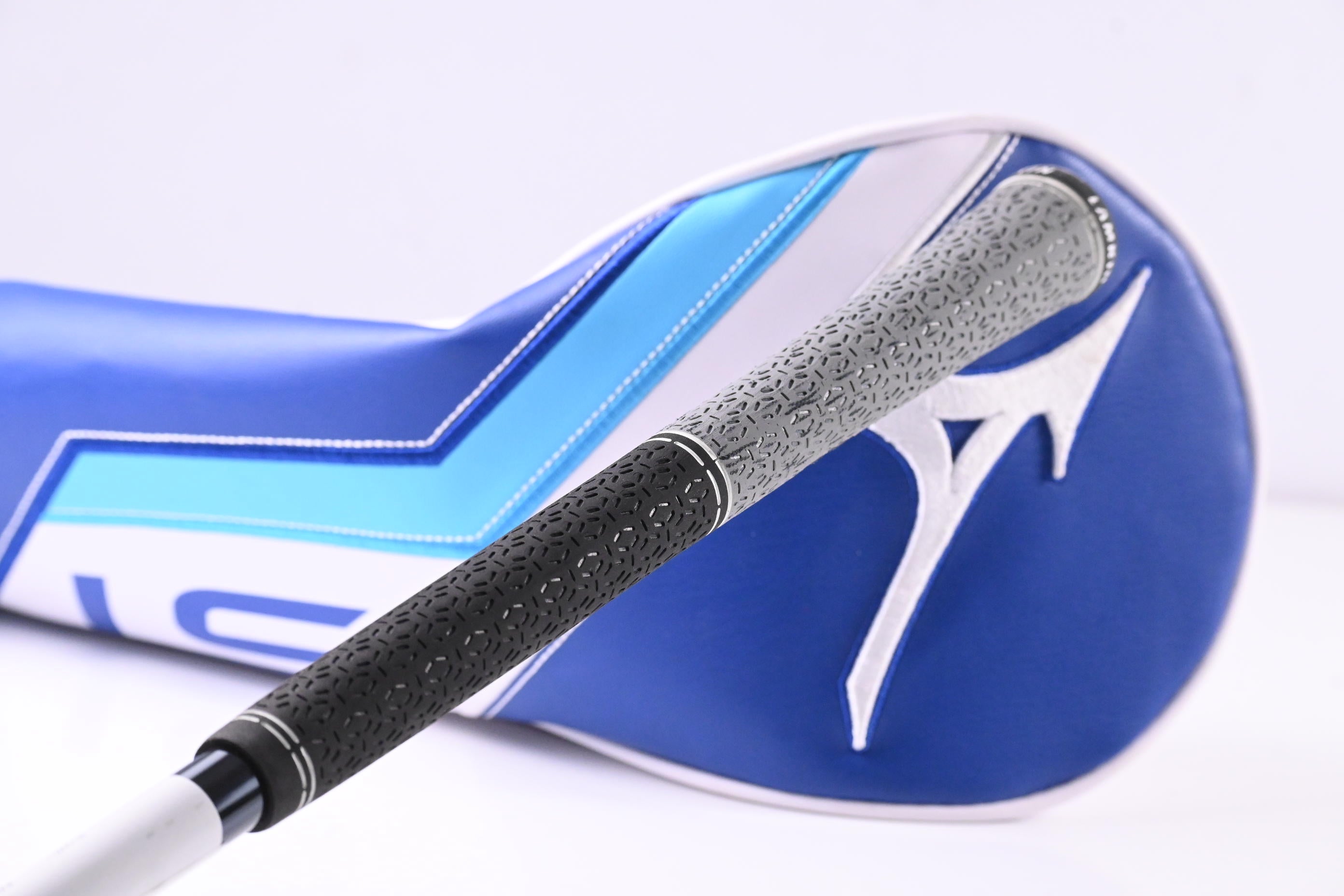 Mizuno ST-Max 230 Driver / 10.5 Degree / Regular Flex UST LIN-Q M40X Red 5 Shaft