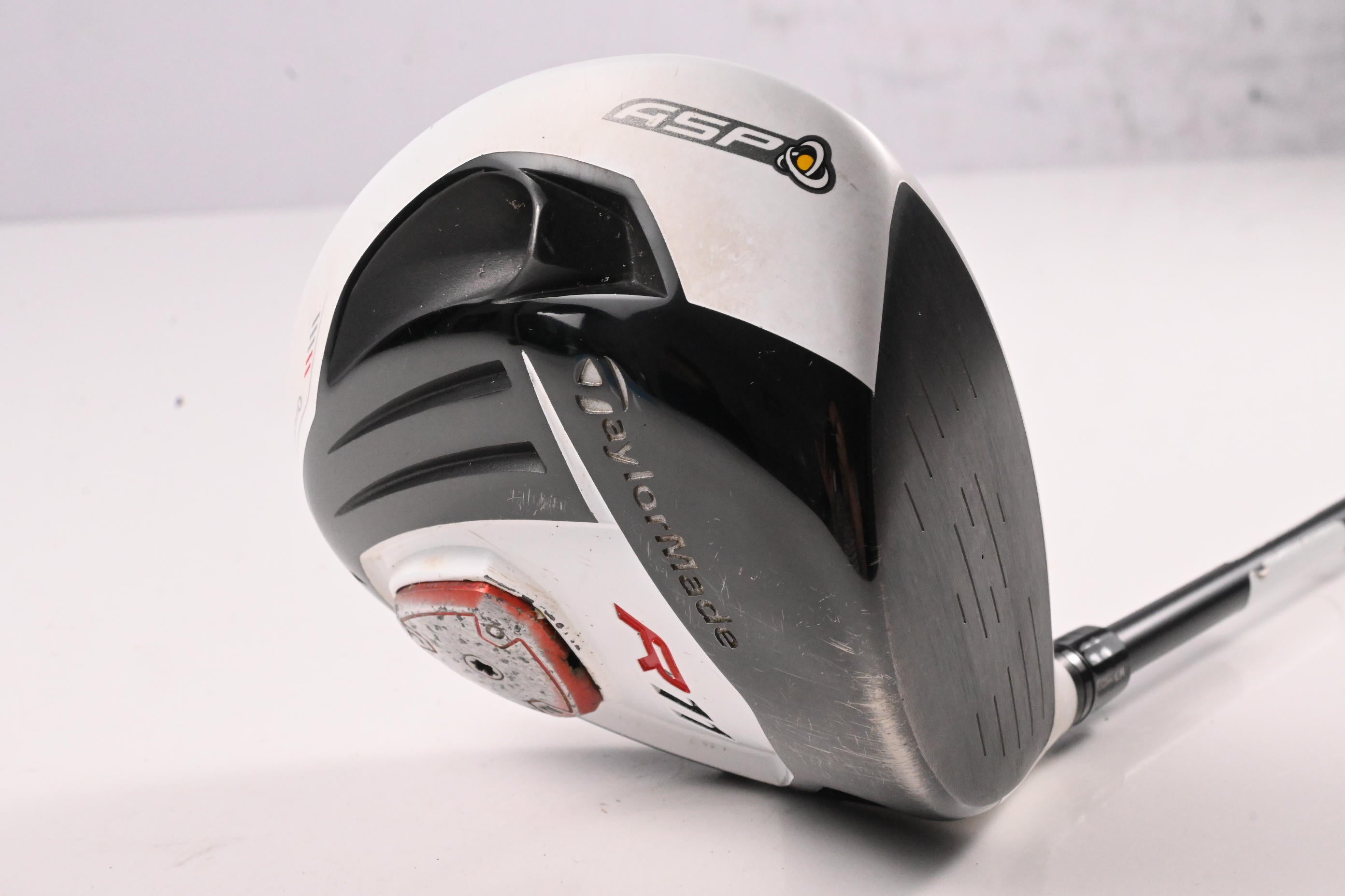 Taylormade R11 Driver / 9 Degree / Stiff Flex Fujikura Blur 60 Shaft