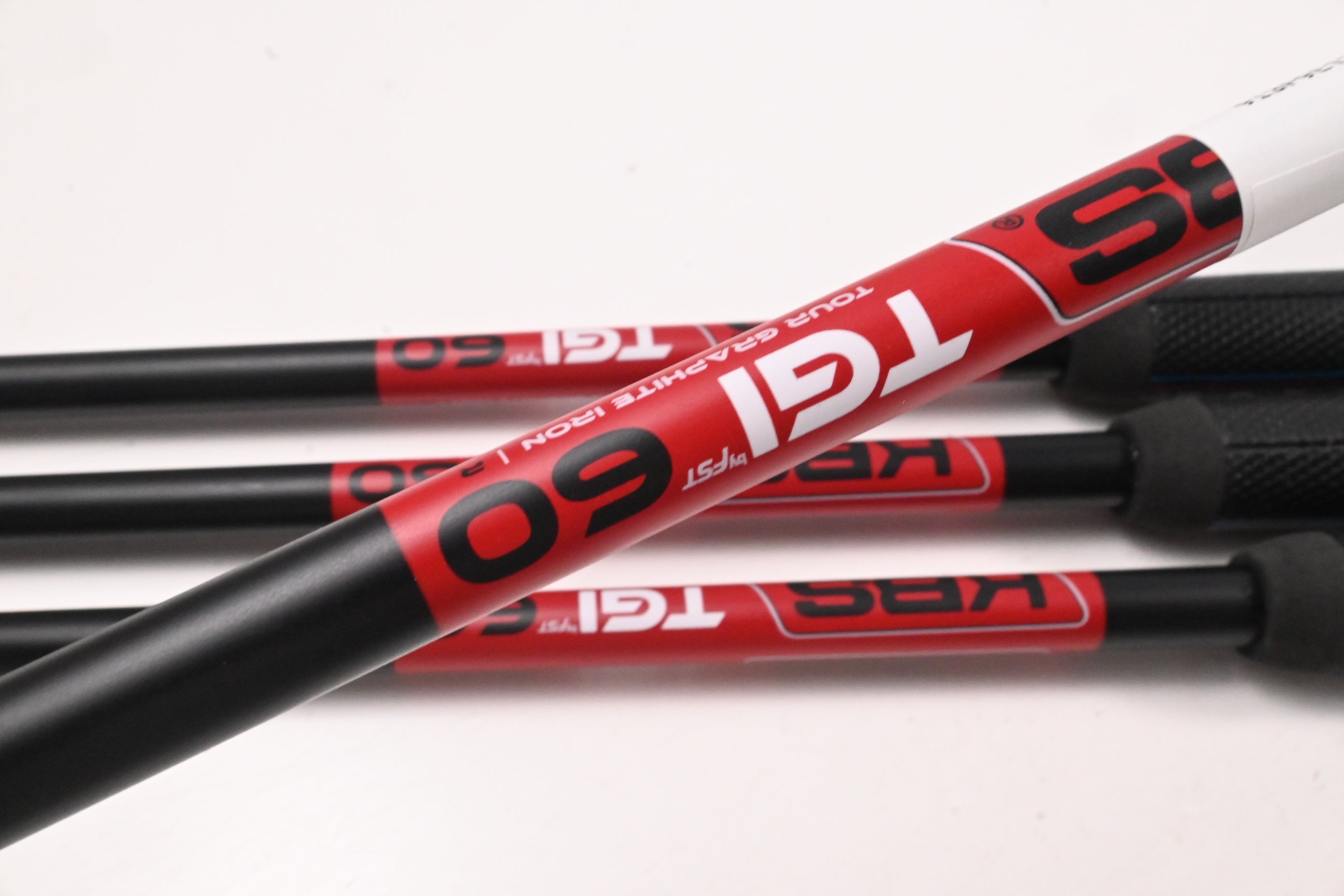 Left Hand Srixon ZXi7 Irons / 7-PW / Regular Flex KBS TGI 60 Shafts