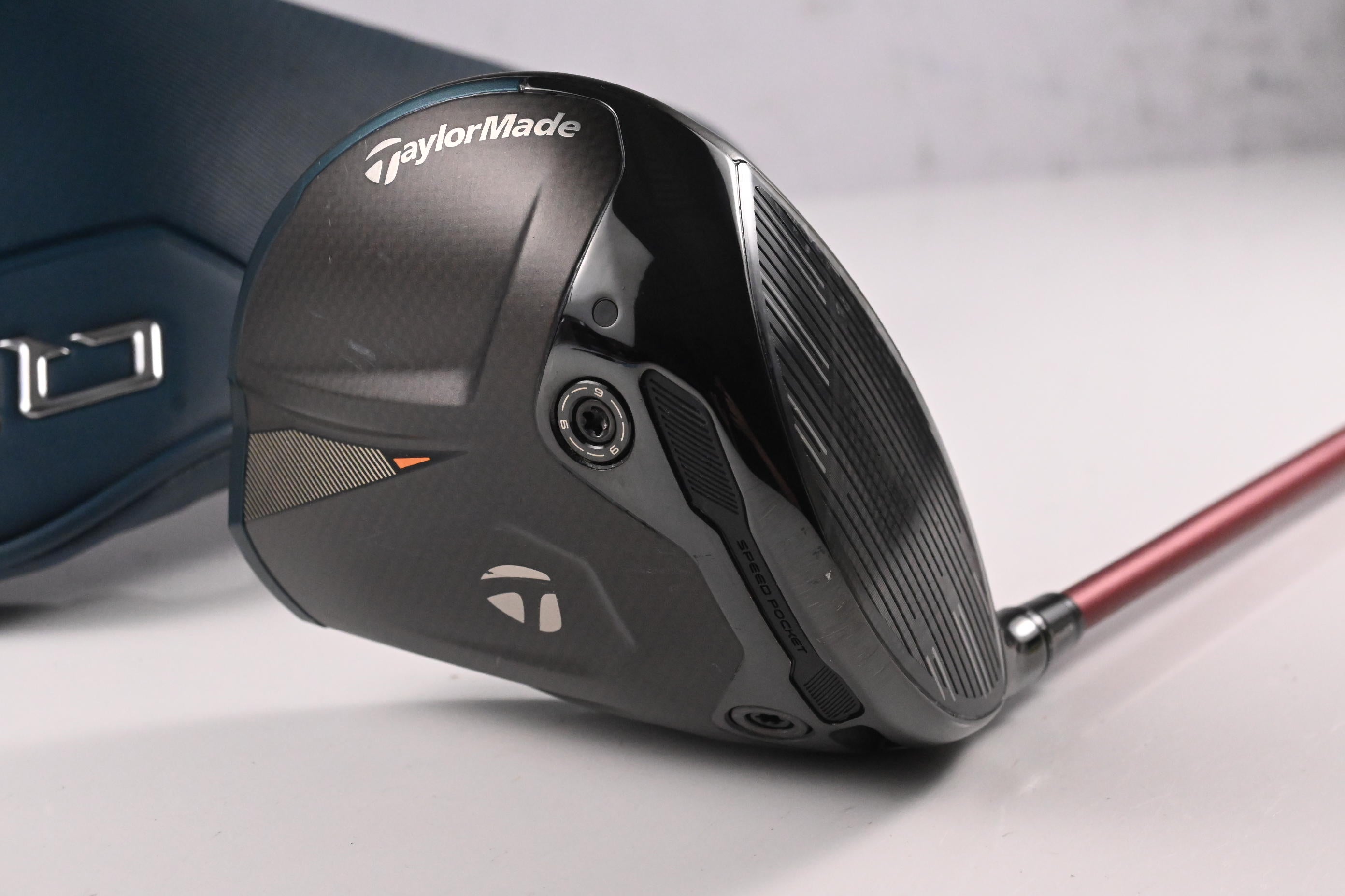 Taylormade Qi4D Driver / 10.5 Degree / Stiff Flex Denali Frost Red 60 Shaft
