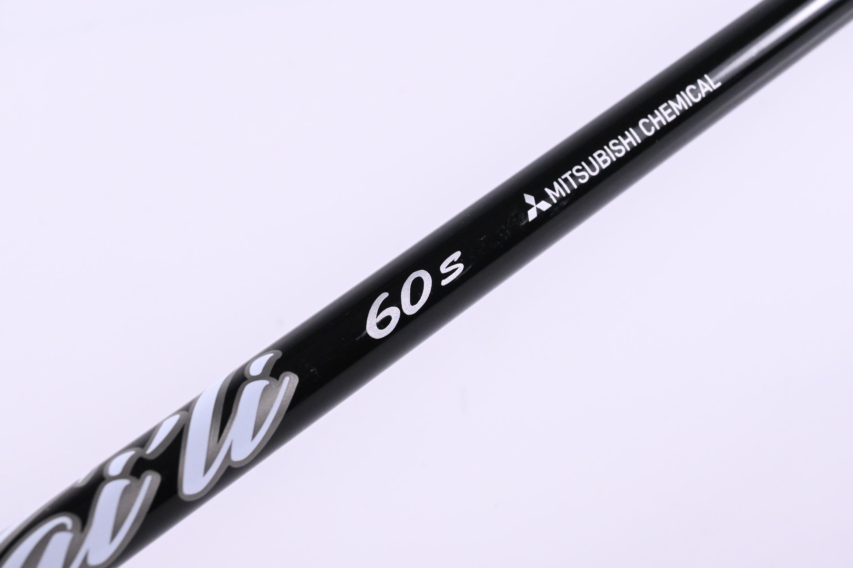 Taylormade Qi35 Driver / 10.5 Degree / Stiff Flex Kai'li White 60 Shaft