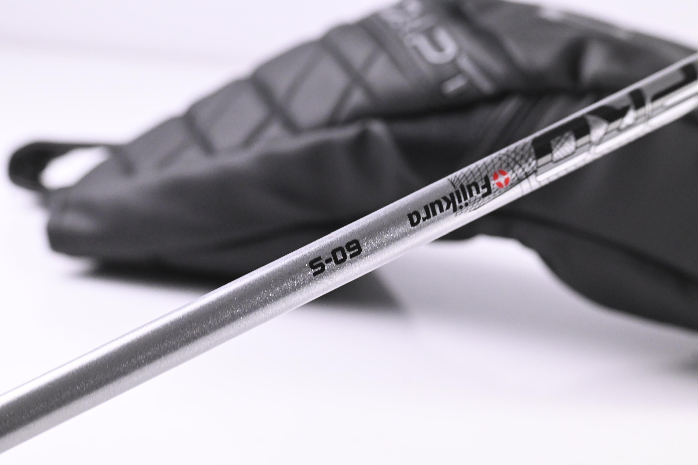 Cobra DS-Adapt X Driver / 10.5 Degree / Stiff Flex Fujikura Pro 60 Shaft