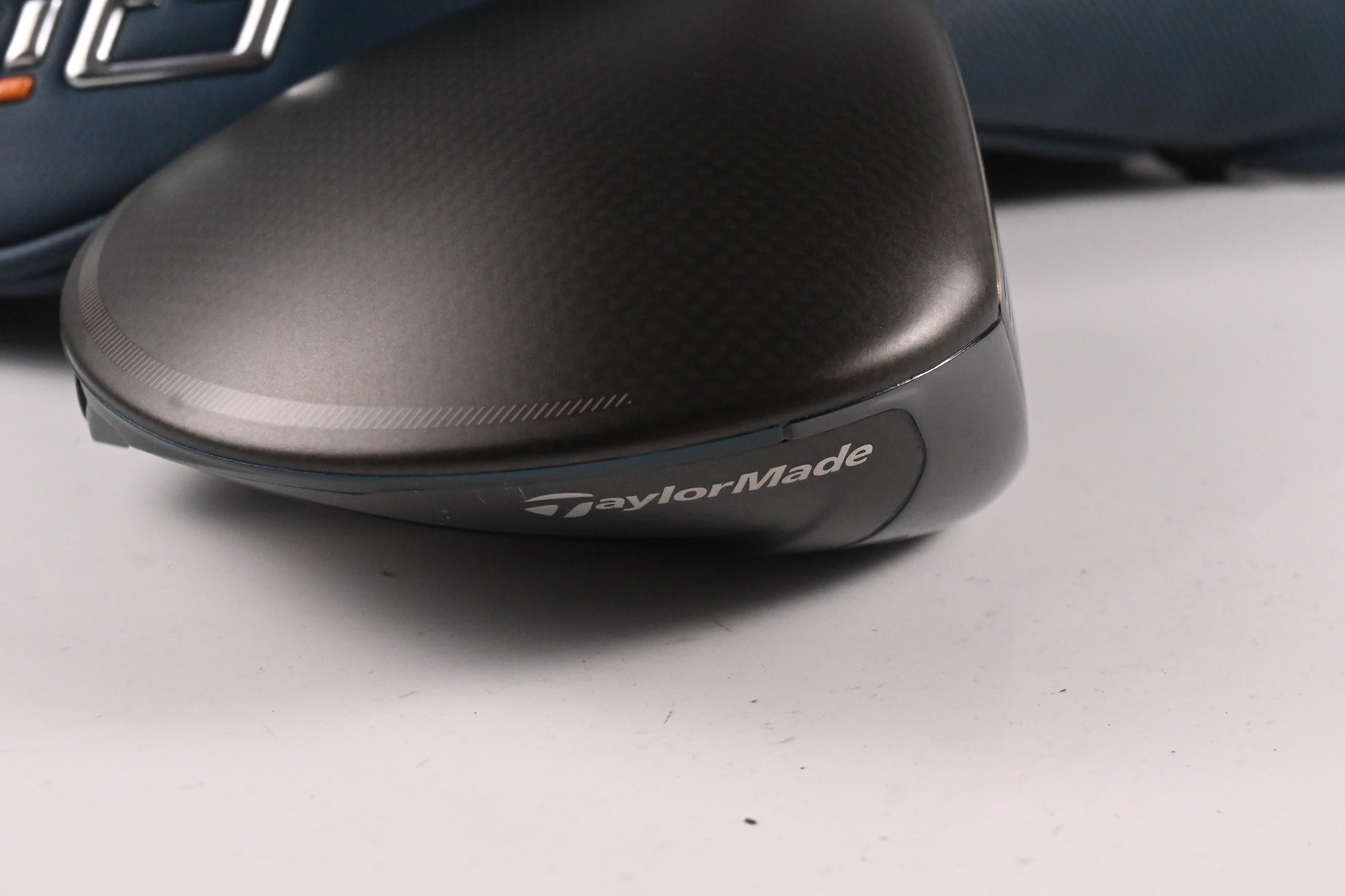 Taylormade Qi4D Driver / 10.5 Degree / Stiff Flex Denali Frost Red 60 Shaft
