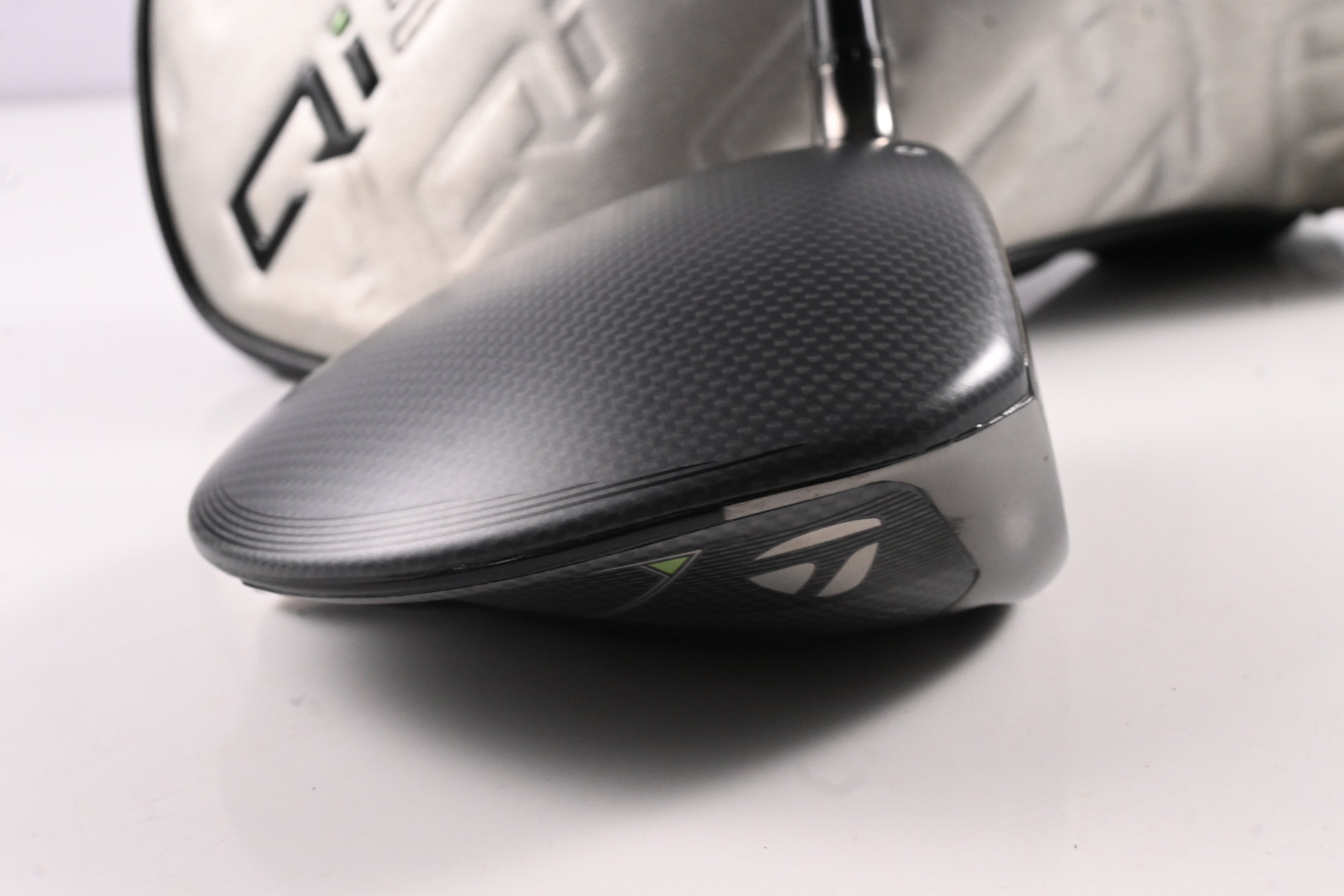 Taylormade Qi35 Driver / 9 Degree / Stiff Flex Fujikura Ventus Blue 5 Shaft