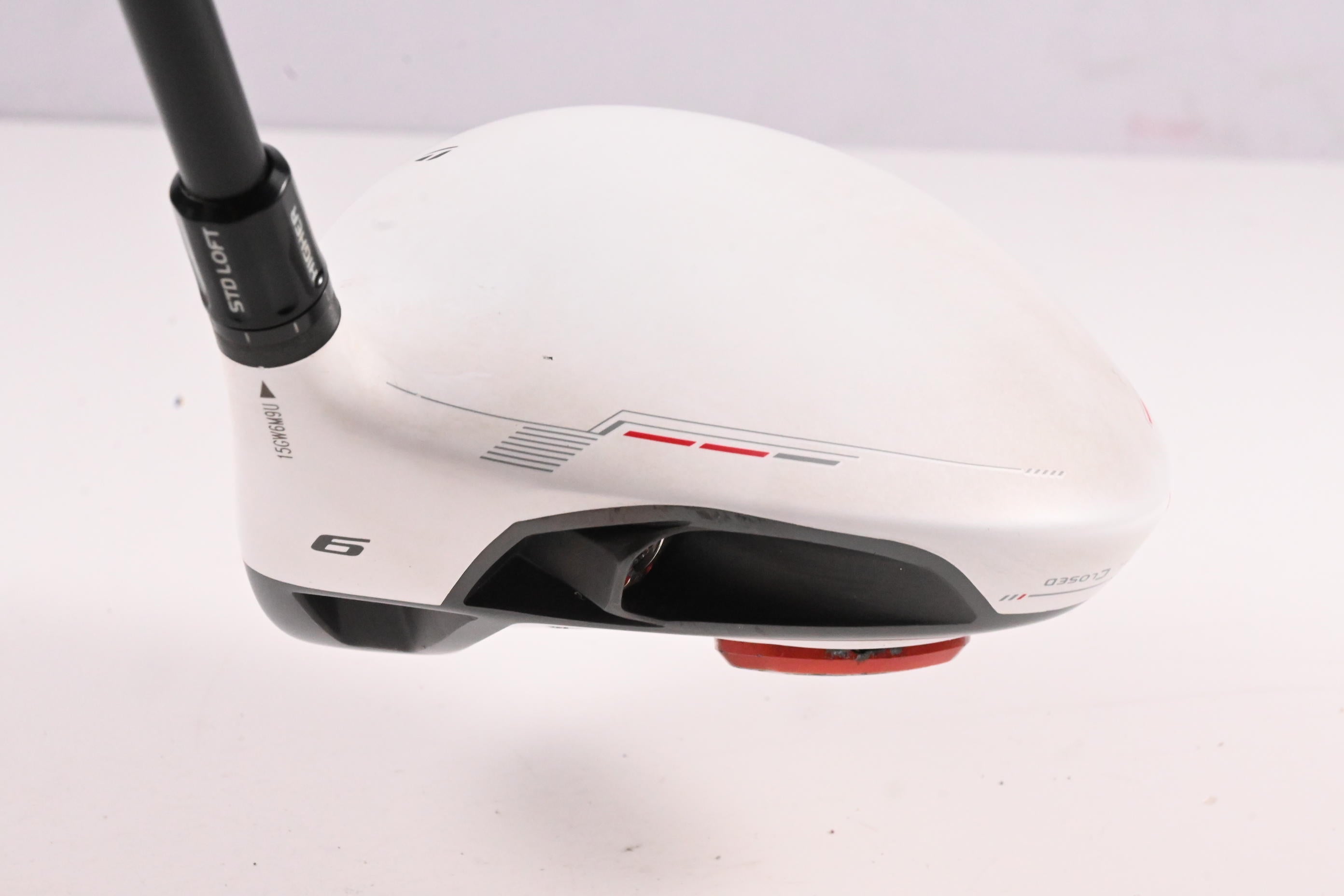 Taylormade R11 Driver / 9 Degree / Stiff Flex Fujikura Blur 60 Shaft