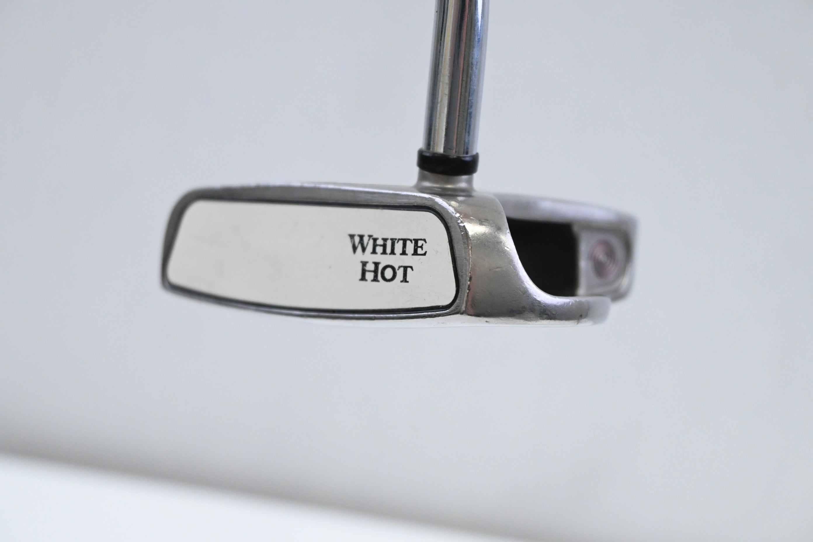 Odyssey White Hot 2-Ball Putter / 34 Inch