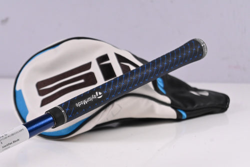 Taylormade SIM2 Max D Driver / 10.5 Degree / Senior Flex Ventus TR Blue 5 Shaft