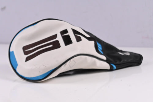 Taylormade SIM2 Max D Driver / 10.5 Degree / Senior Flex Ventus TR Blue 5 Shaft