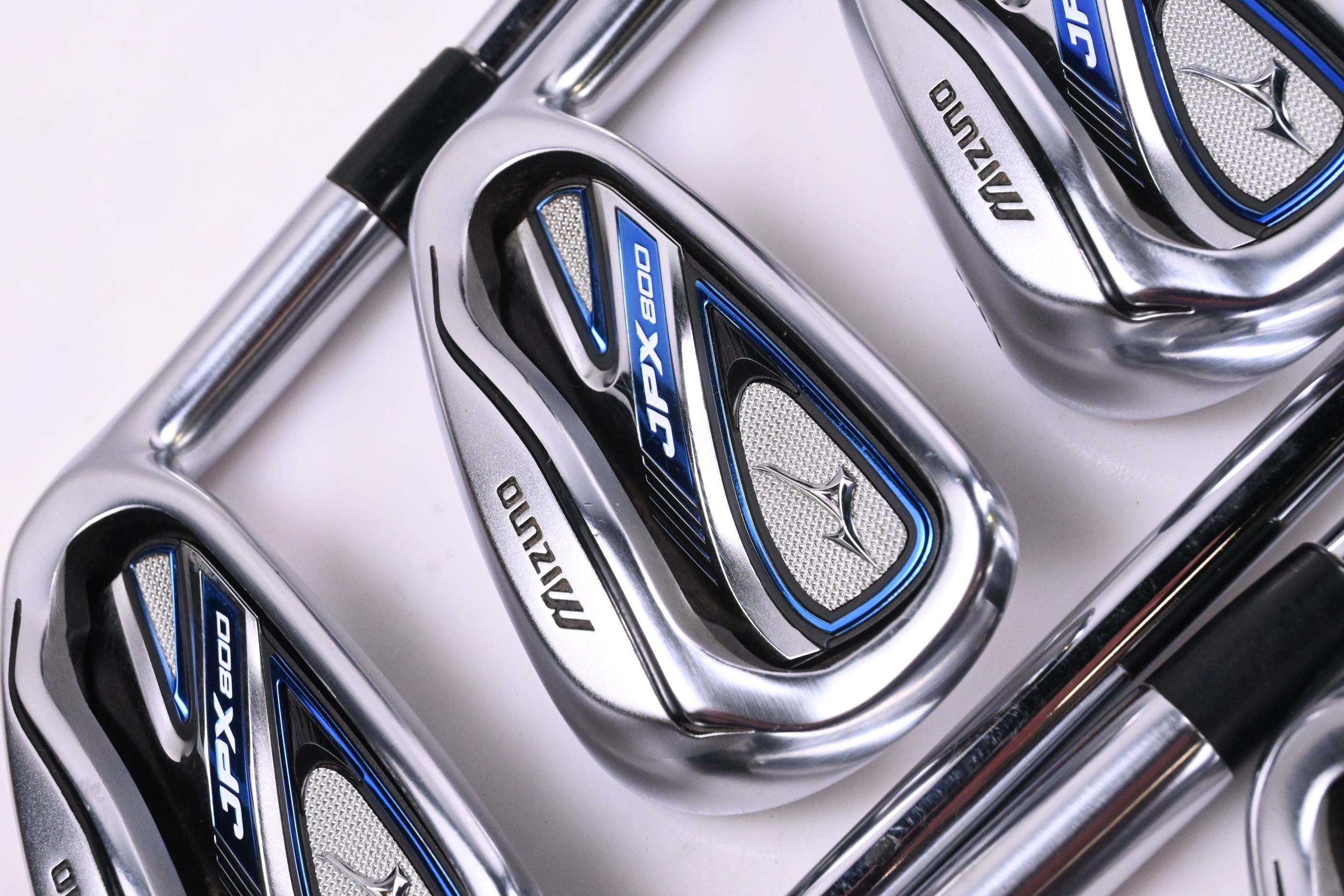 Mizuno JPX 800 Irons / 4-PW+GW+SW / Regular Plus Flex Project X Precision Shafts
