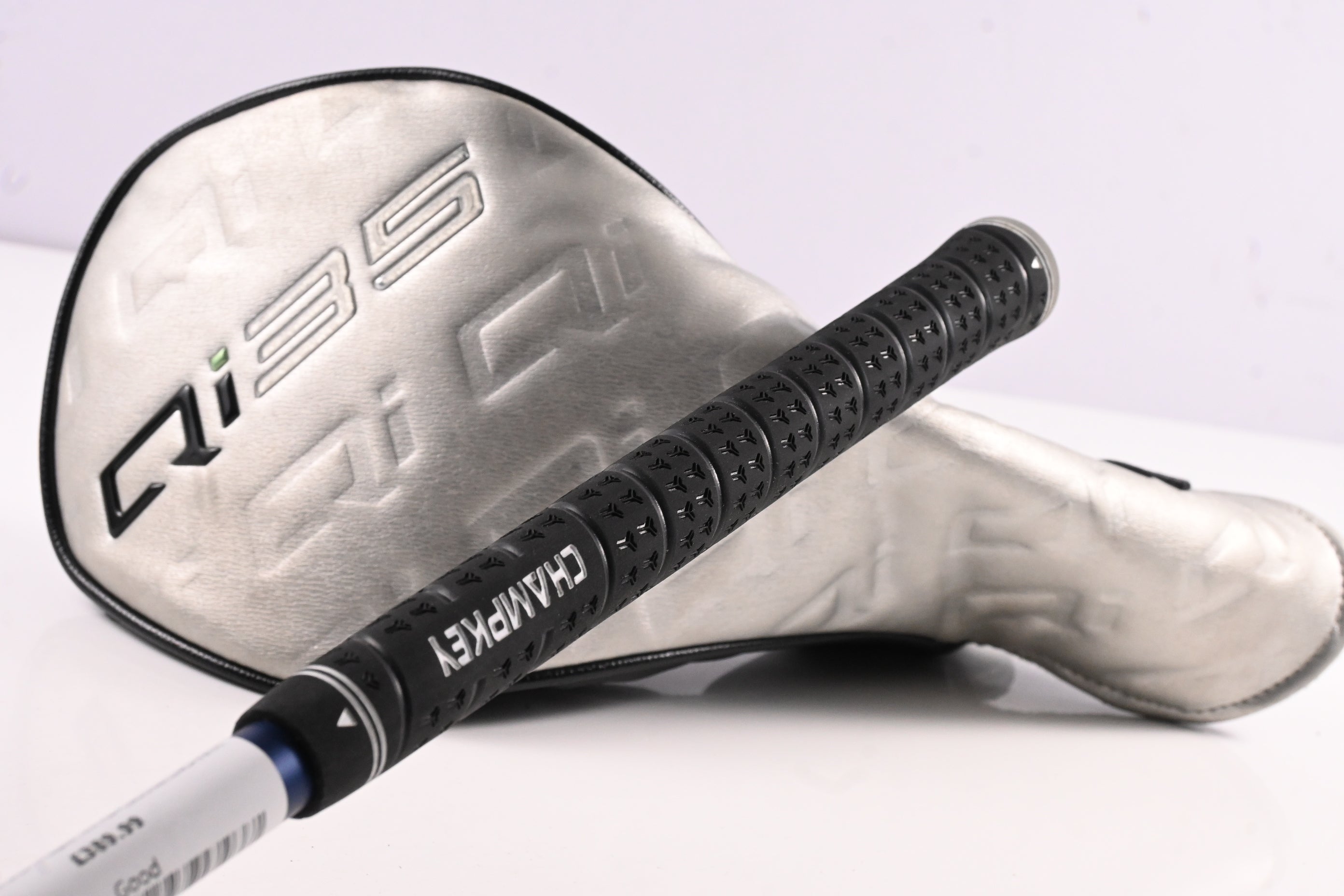 Taylormade Qi35 Driver / 9 Degree / Stiff Flex Fujikura Ventus Blue 5 Shaft