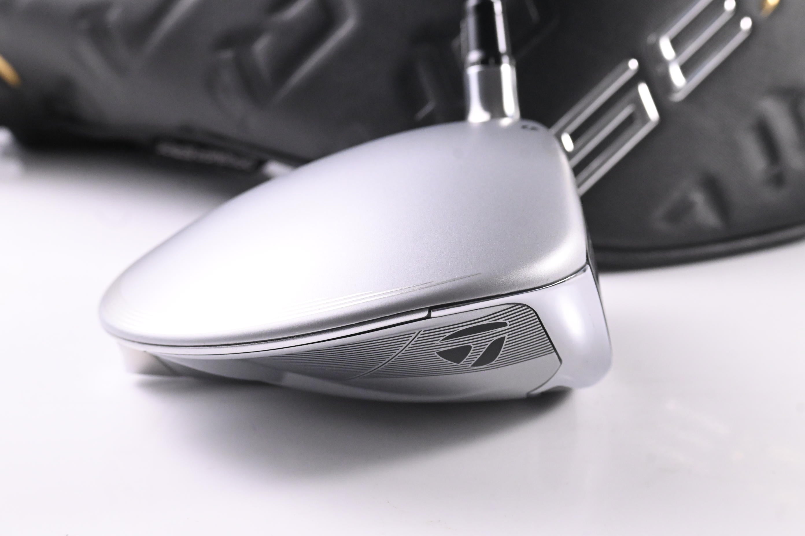 Taylormade Qi35 Max Designer Series Driver / 10.5 Degree / Regular Flex Diamana T+ 60