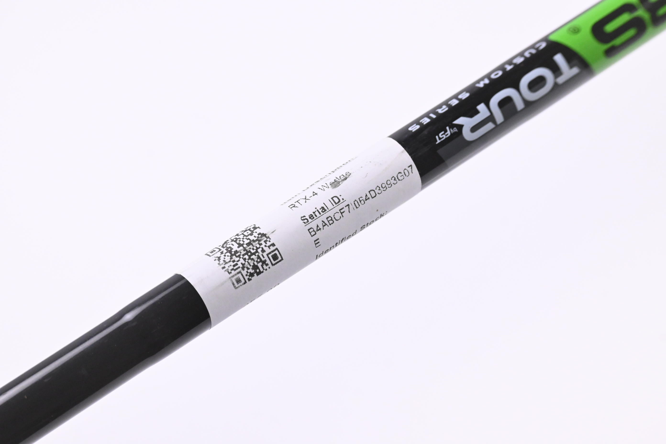 Cleveland RTX-4 Sand Wedge / 54 Degree / X-Flex KBS Tour Custom Series Shaft