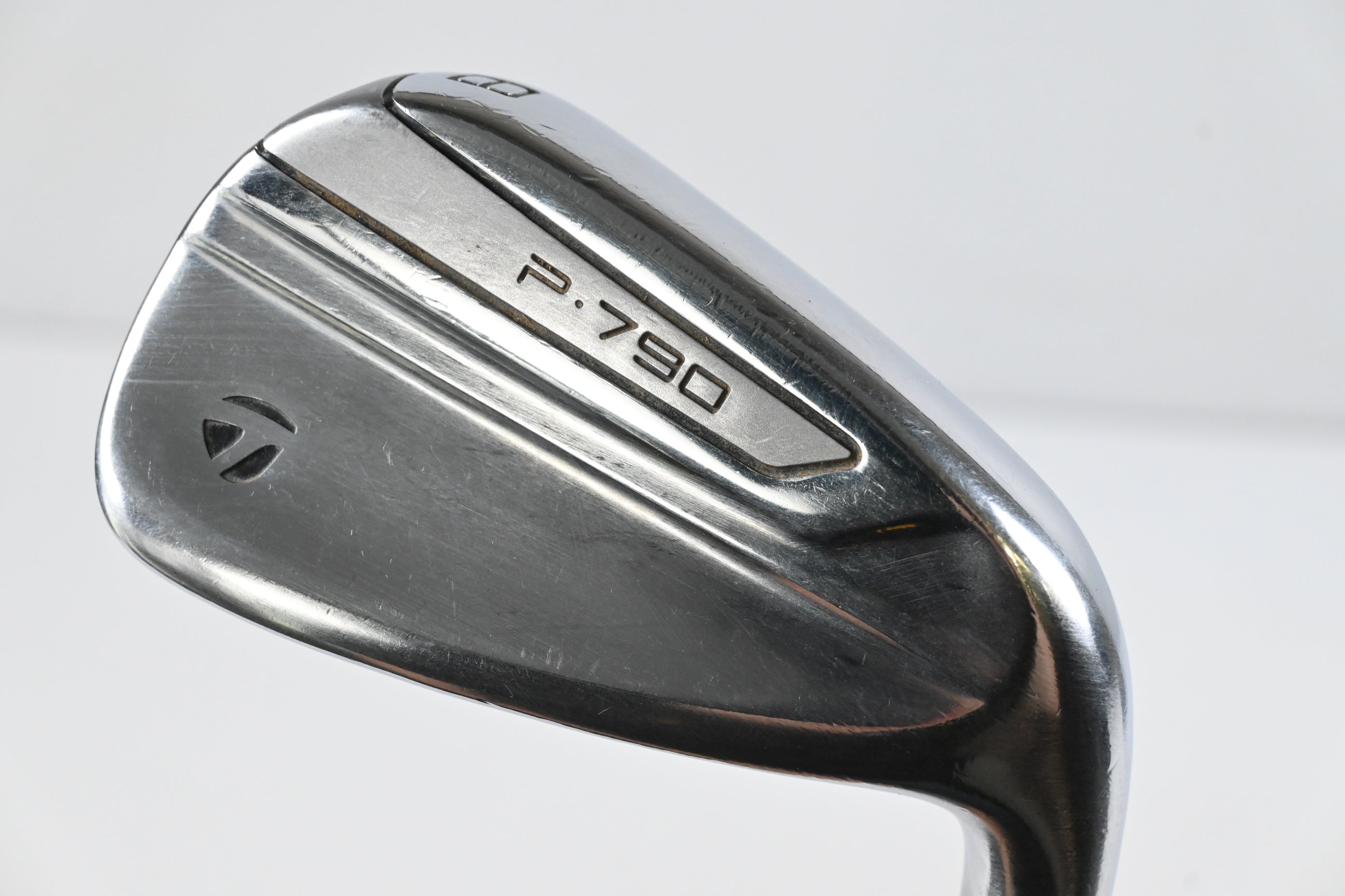 Taylormade P790 2019 #8 Iron / Stiff Flex Dynamic Gold S300 105 Steel Shaft
