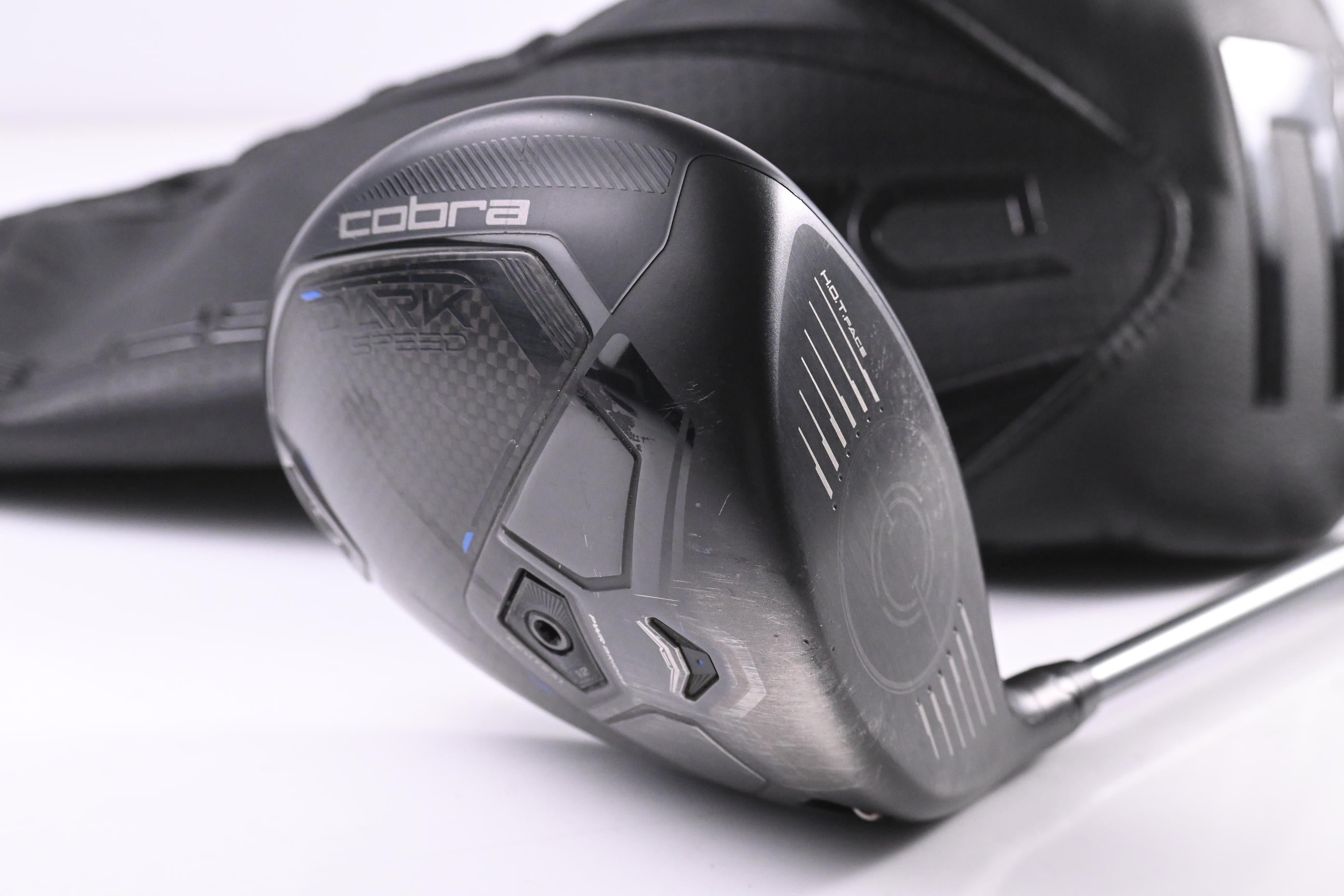 Cobra Darkspeed X Driver / 10.5 Degree / Regular Flex HZRDUS Silver 60 Shaft