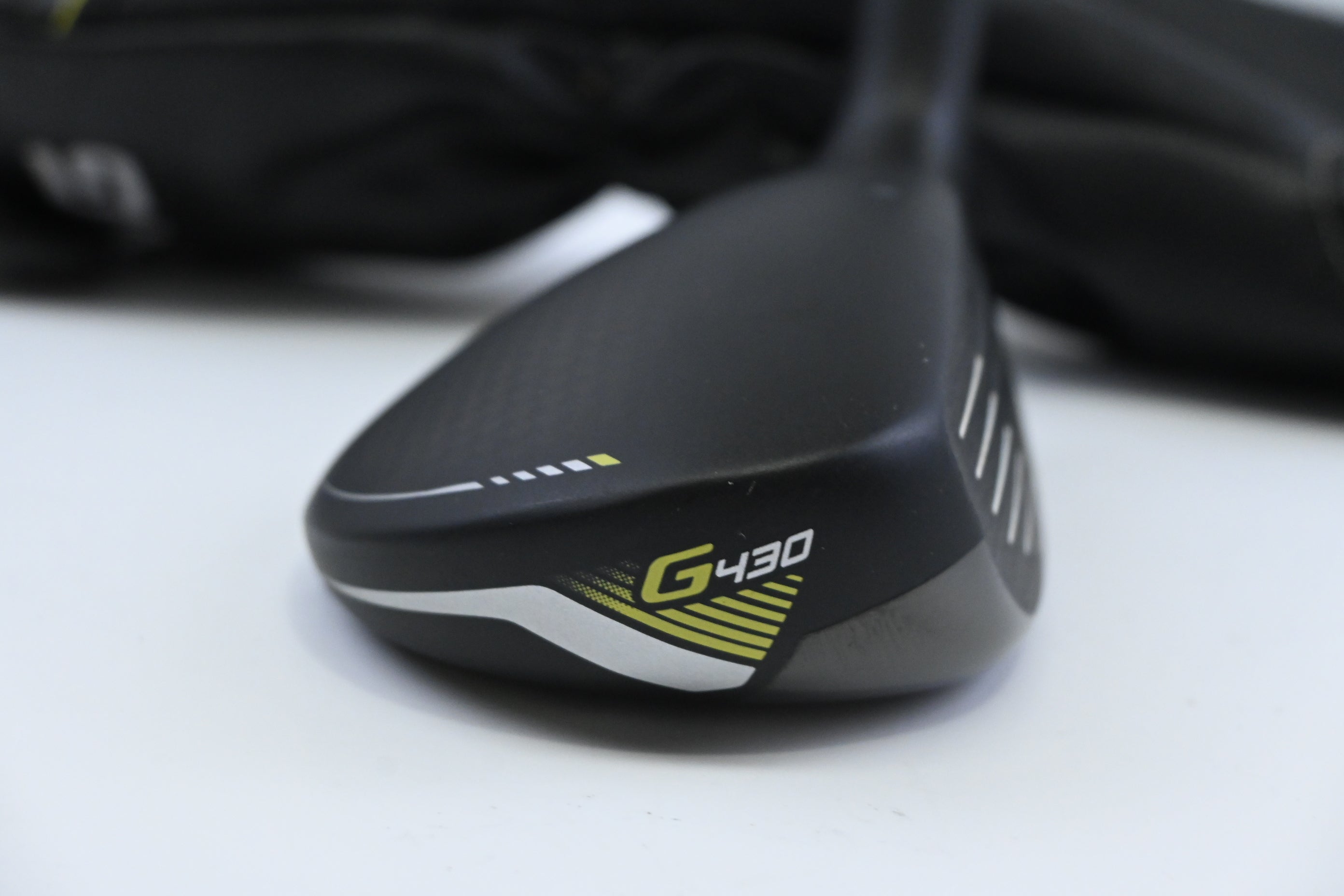 Ping G430 #4 Hybrid / 22 Degree / Regular Flex Ping Alta CB Black 70 Shaft