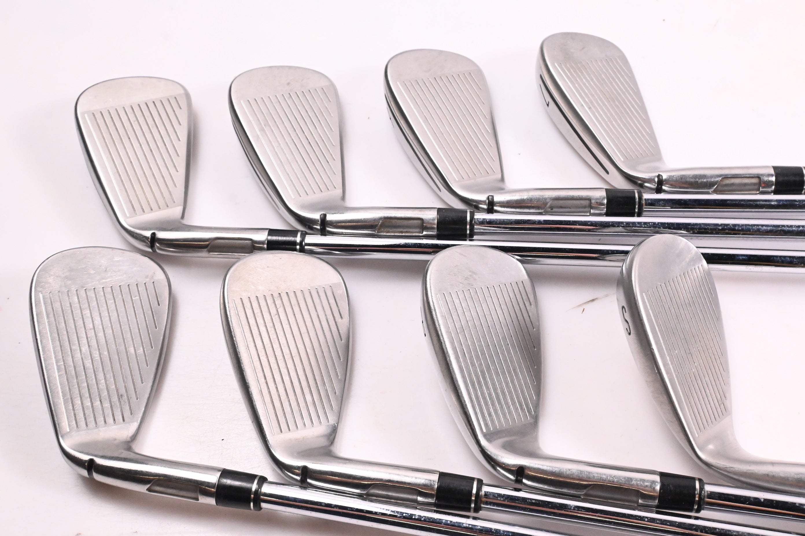 Taylormade M5 Irons / 4-PW+SW / Regular Flex KBS MAX 85 Shafts