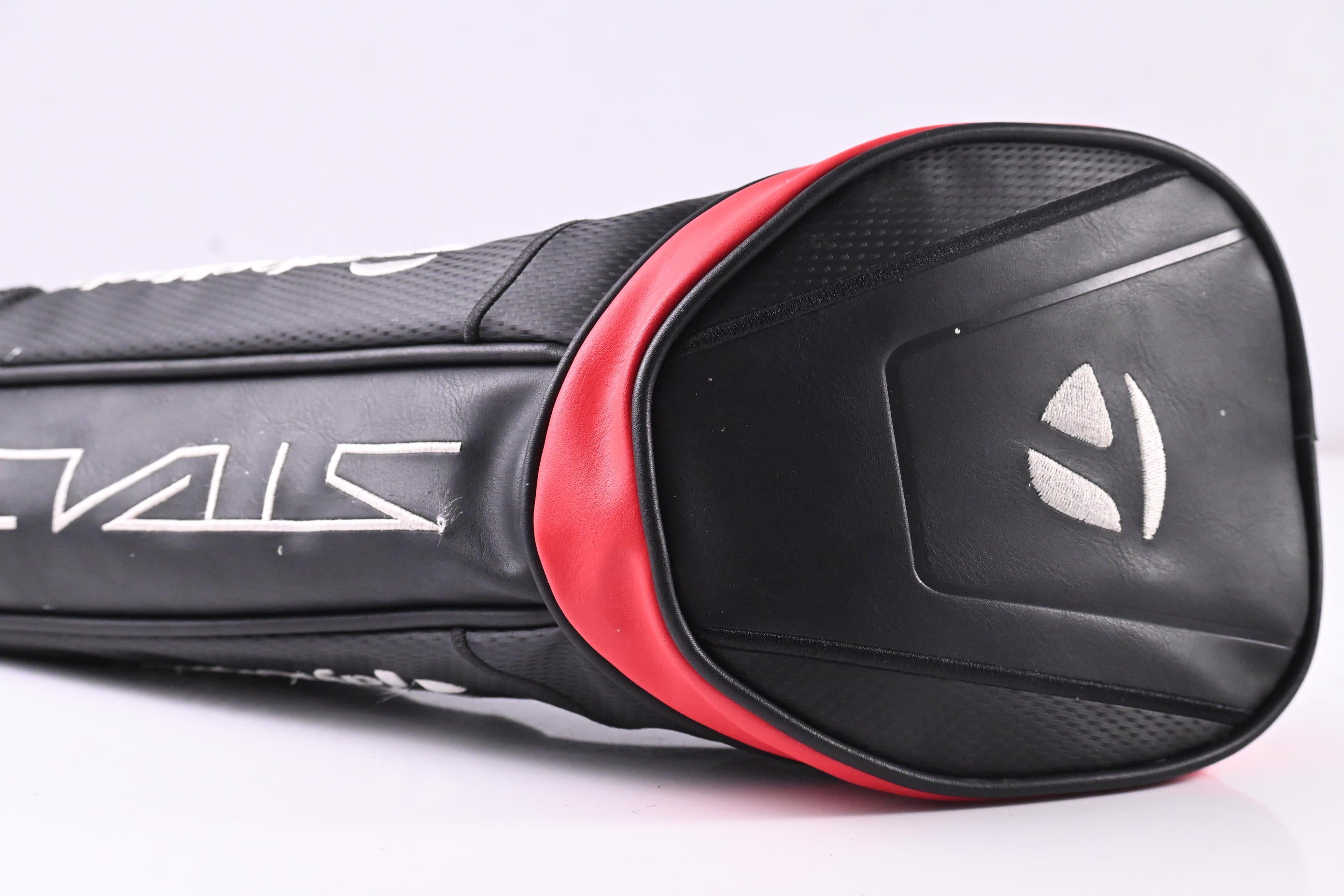 Taylormade Stealth Driver / 10.5 Degree / Stiff Flex HZRDUS RDX Smoke Red 60