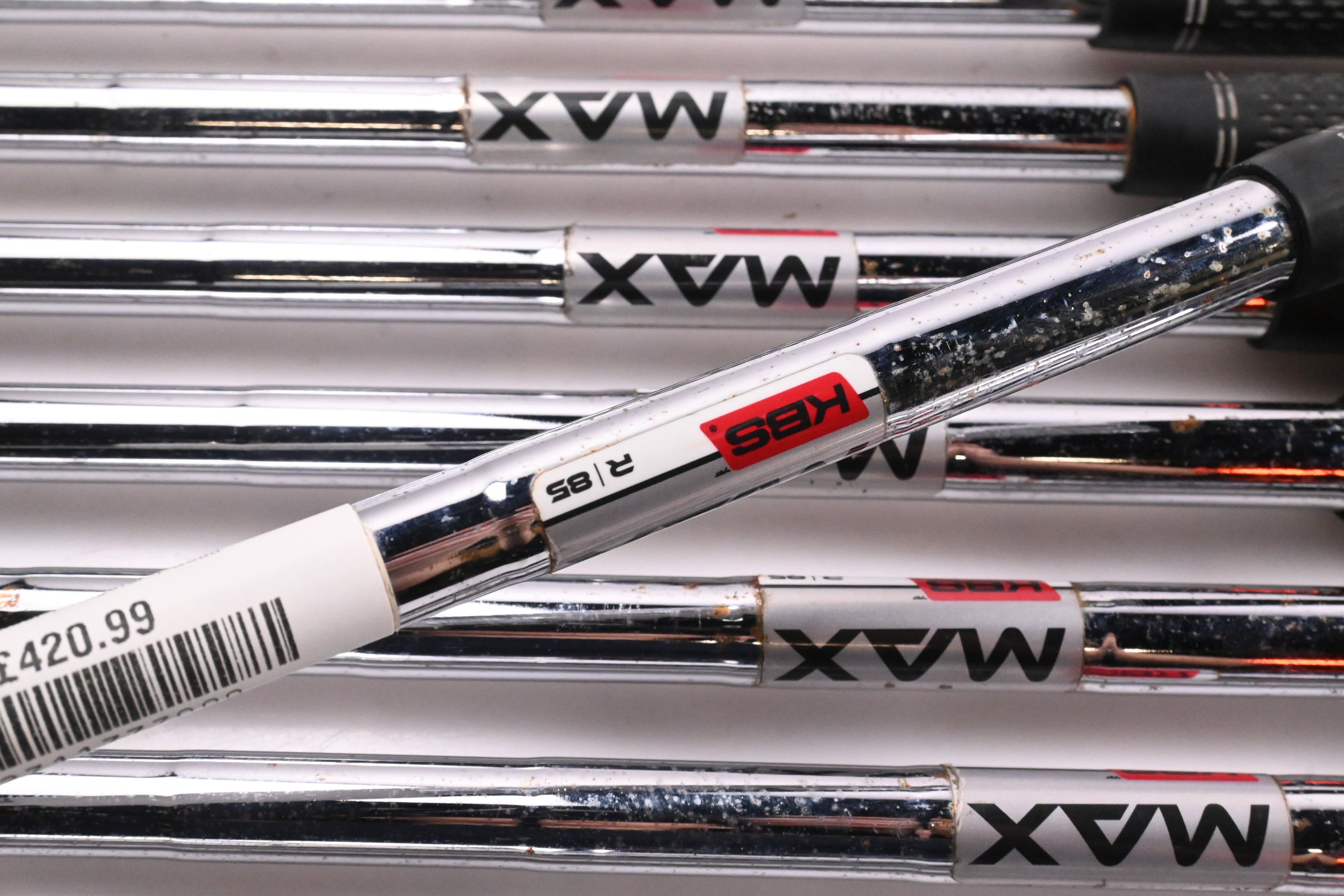 Taylormade M5 Irons / 4-PW+SW / Regular Flex KBS MAX 85 Shafts