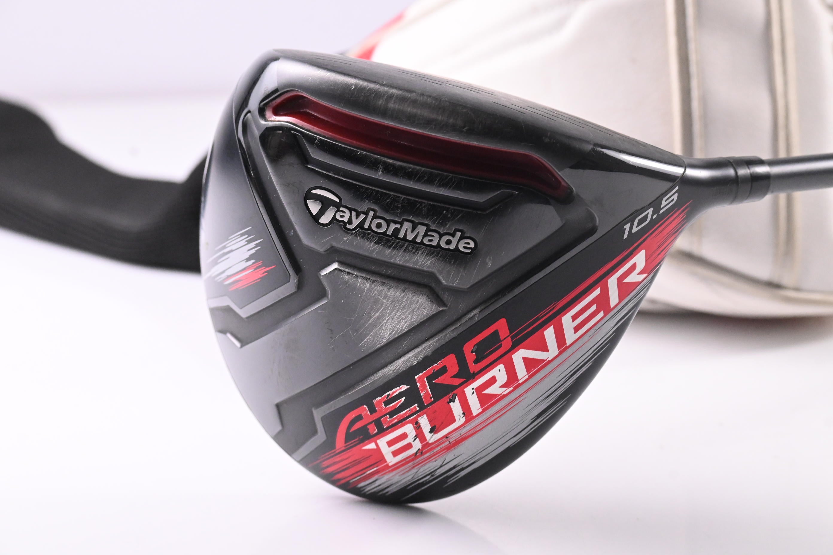 Taylormade Aeroburner Black Driver / 10.5 Degree / Regular Flex Matrix Ozik 50