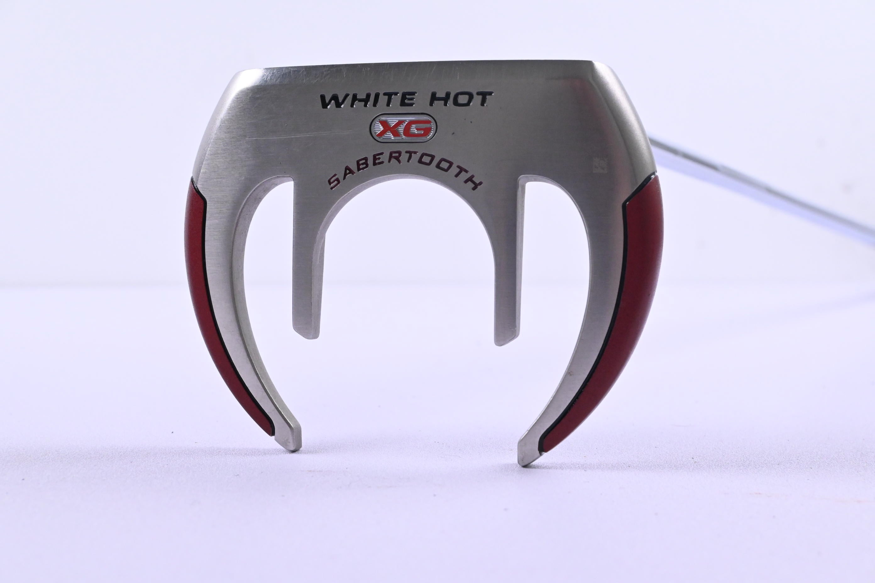 Odyssey White Hot XG Sabertooth Putter / 35 Inch