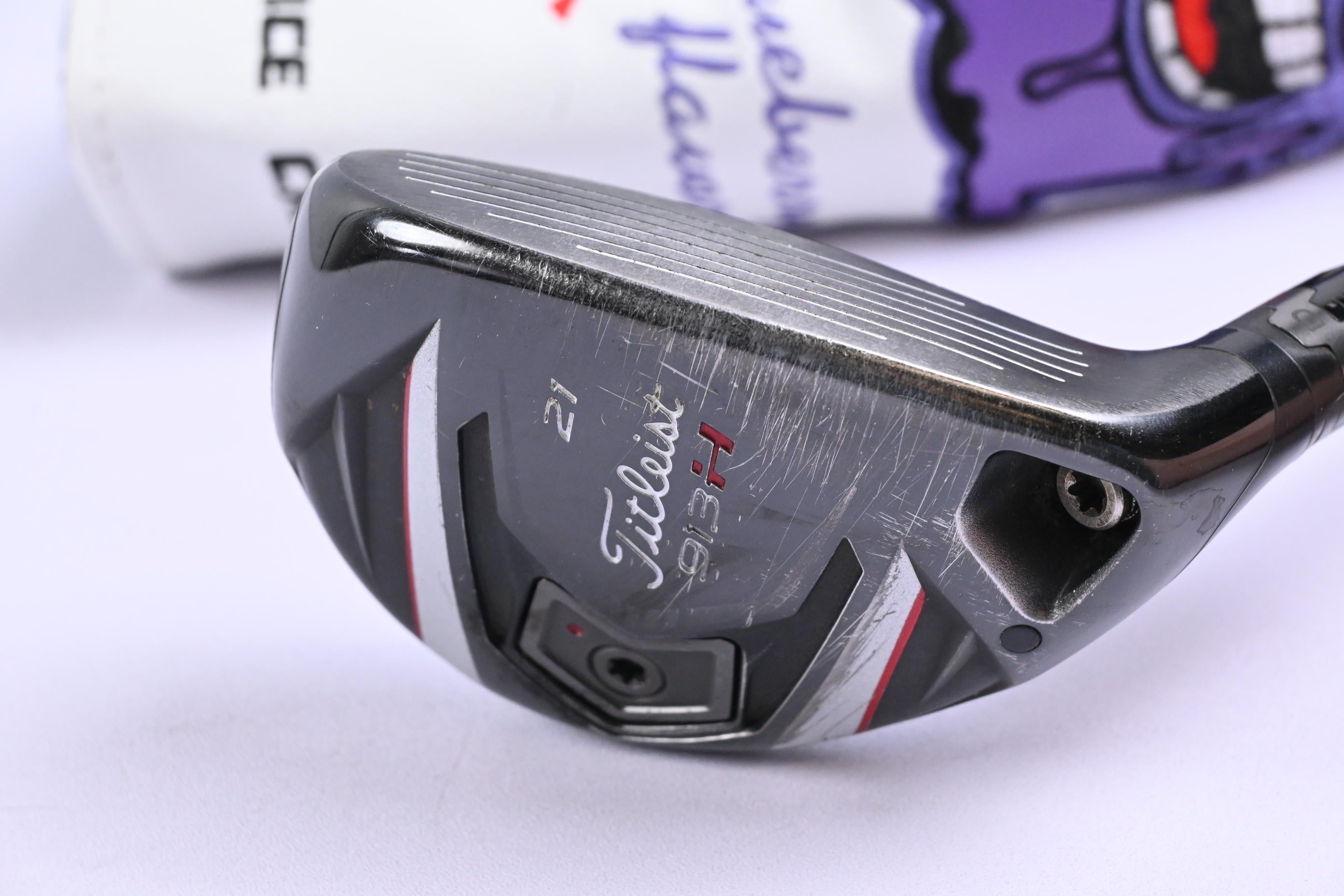 Titleist 913H #3 Hybrid / 21 Degree / Regular Flex Aldila RIP Phenom 80 Shaft