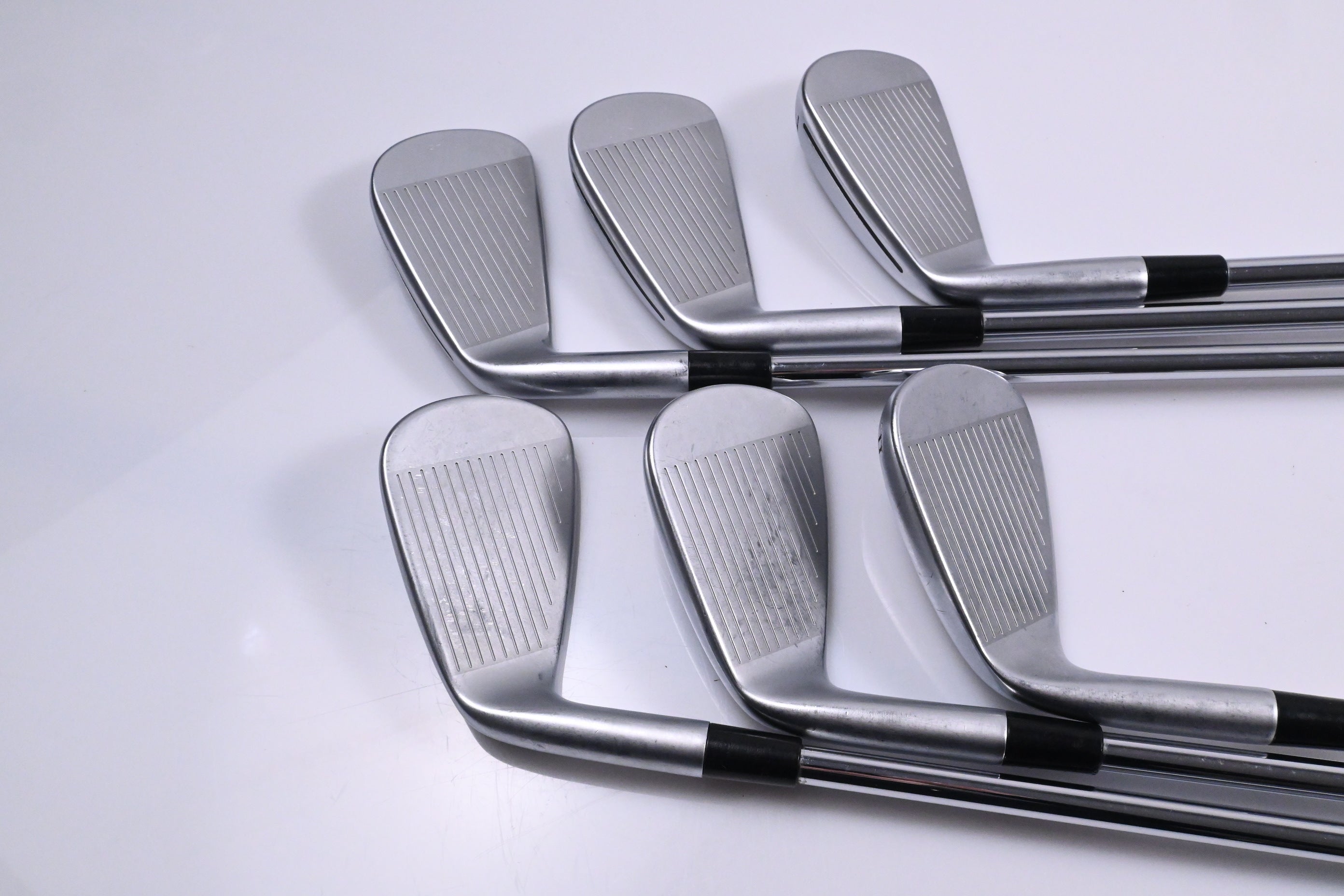 Taylormade P790 2023 Irons / 5-PW / Regular Flex Dynamic Gold 95 R300 Shafts