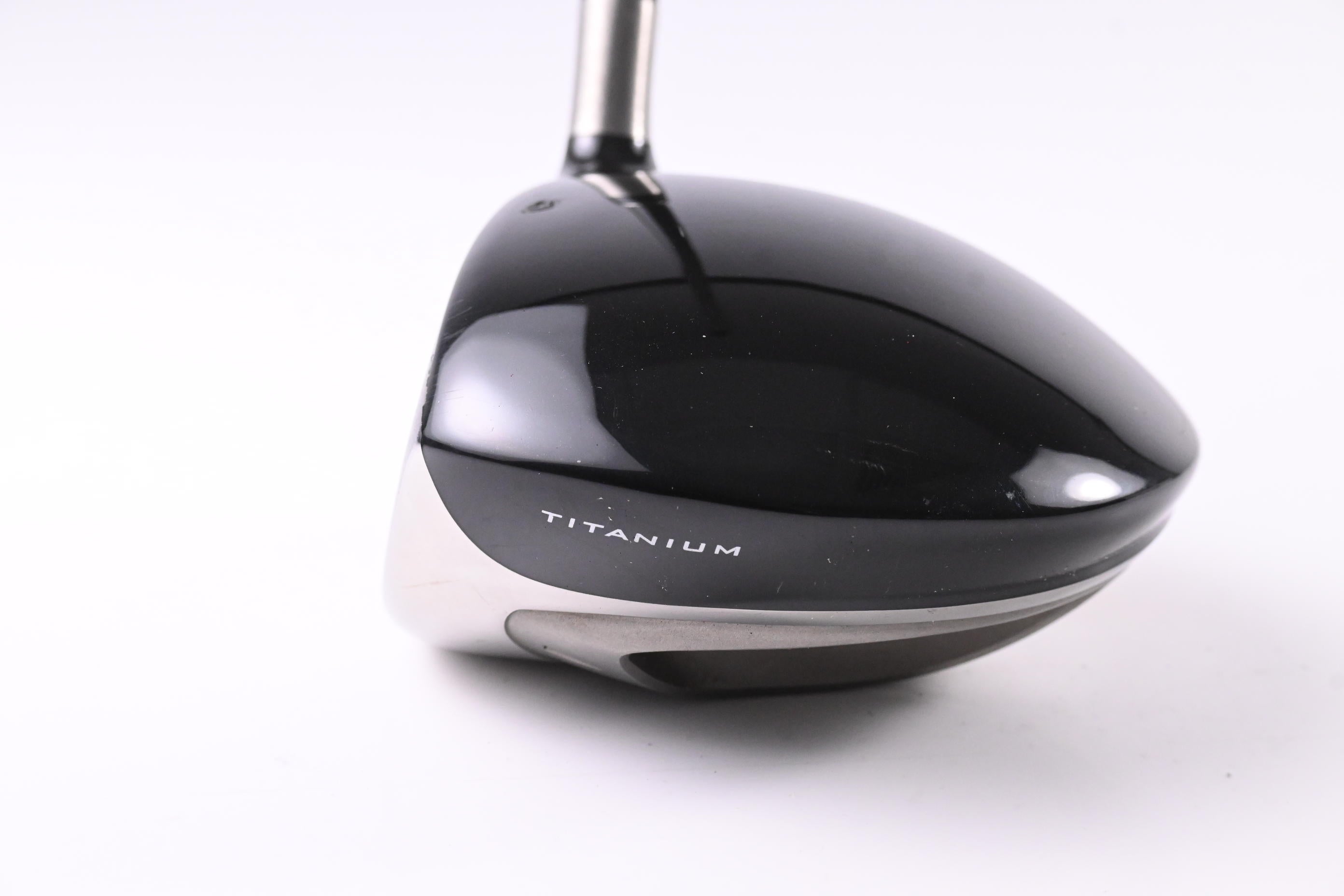 Left Hand Taylormade R7 Draw Driver / 10.5 Degree / Regular Flex Reax 55 Shaft