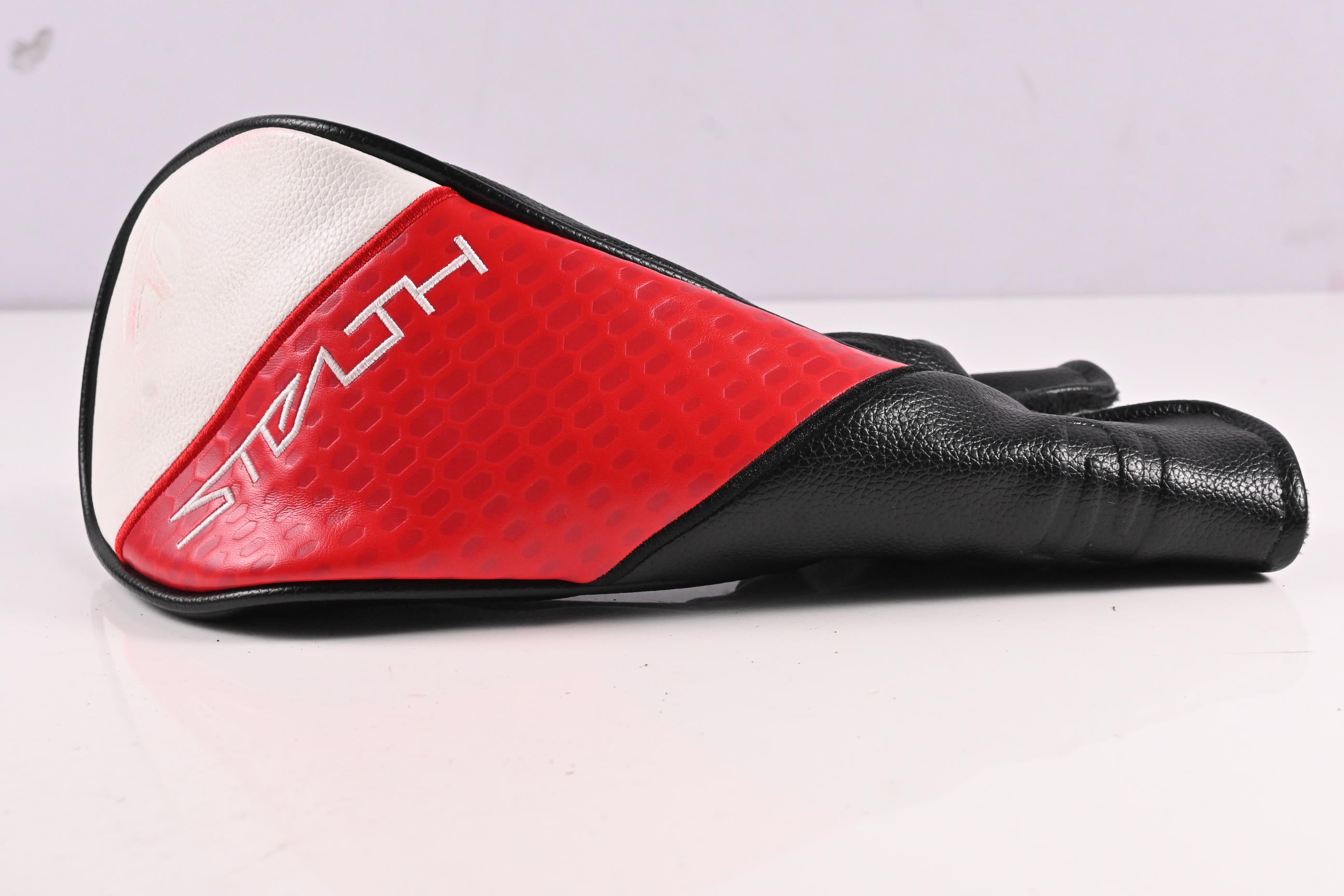 Taylormade Stealth 2 Plus #3 Wood / 15 Degree / Regular Flex Kai'li Red 60 Shaft