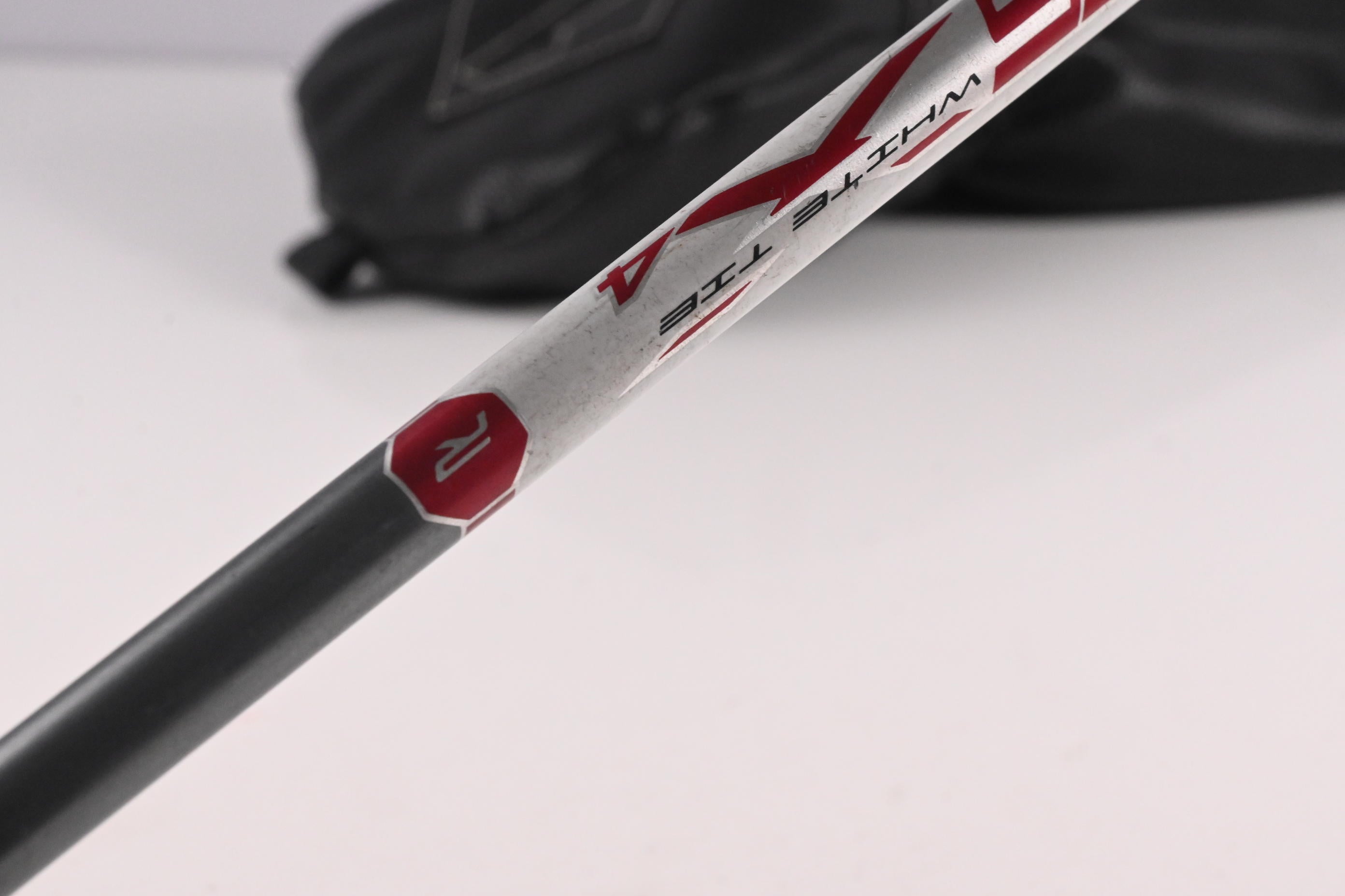 Cobra King Ltd Driver / 10.5 Degree / Regular Flex Matrix Ozik MFS White Tie X4